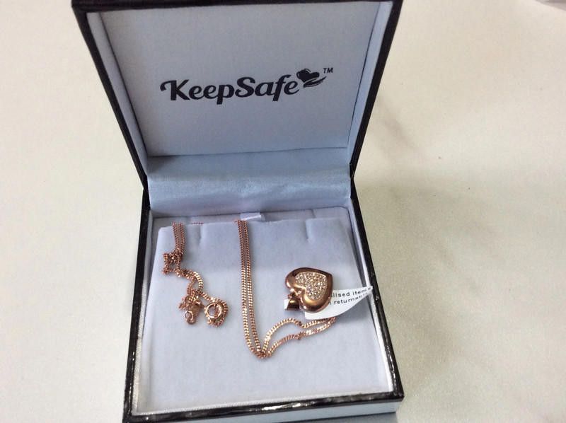 Designer KeepSafe Rose Gold heart necklace Size ONE SIZE - 5 Thumbnail