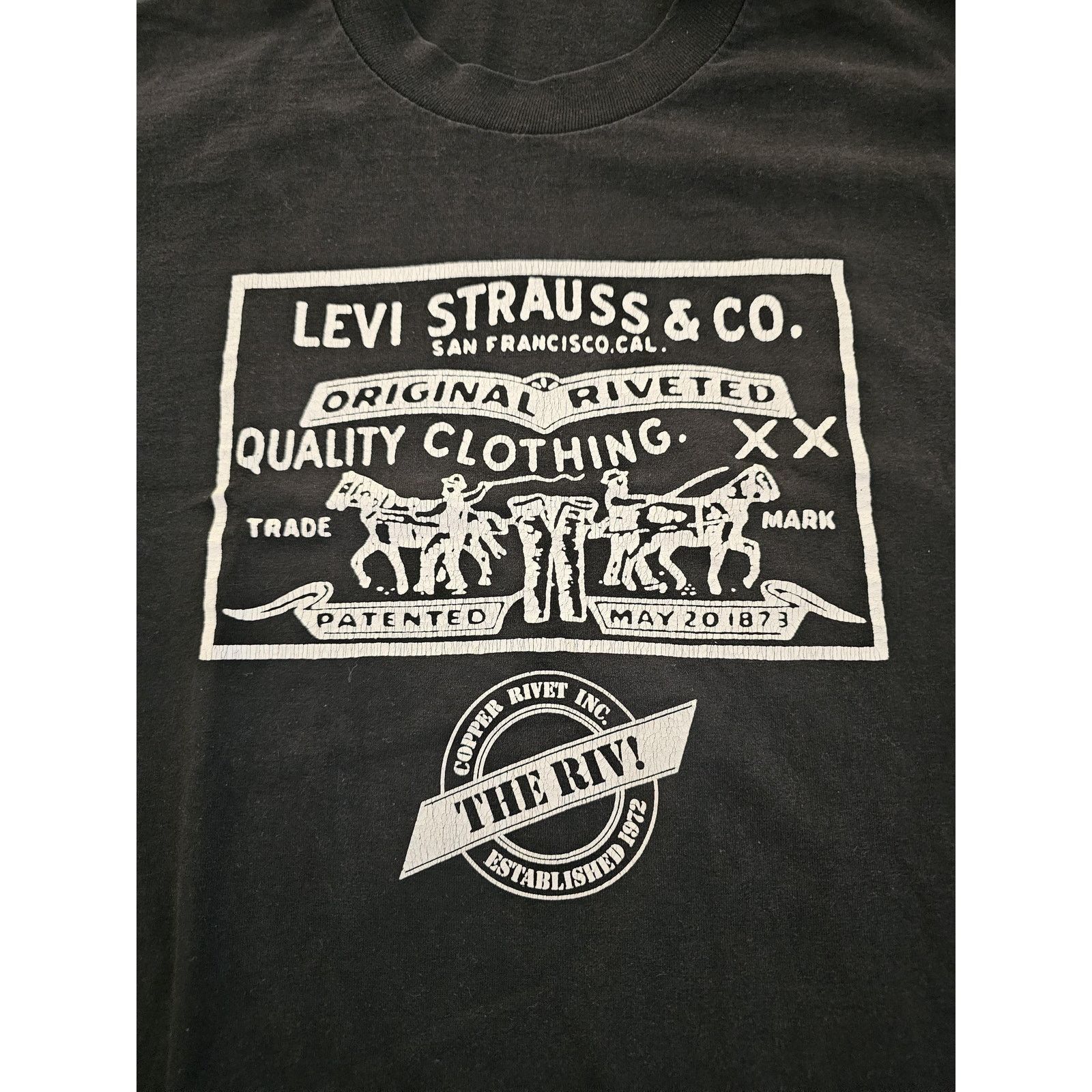 Hanes Levi's The Rivots T-shirt Black White Sz M 1990s Size US M / EU 48-50 / 2 - 4 Thumbnail