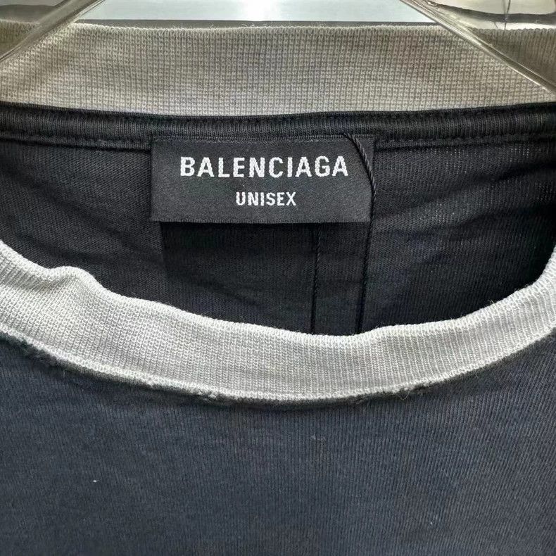 Balenciaga Balenciaga Distressed Double Ring Small Logo Short Sleeve Size US M / EU 48-50 / 2 - 3 Thumbnail