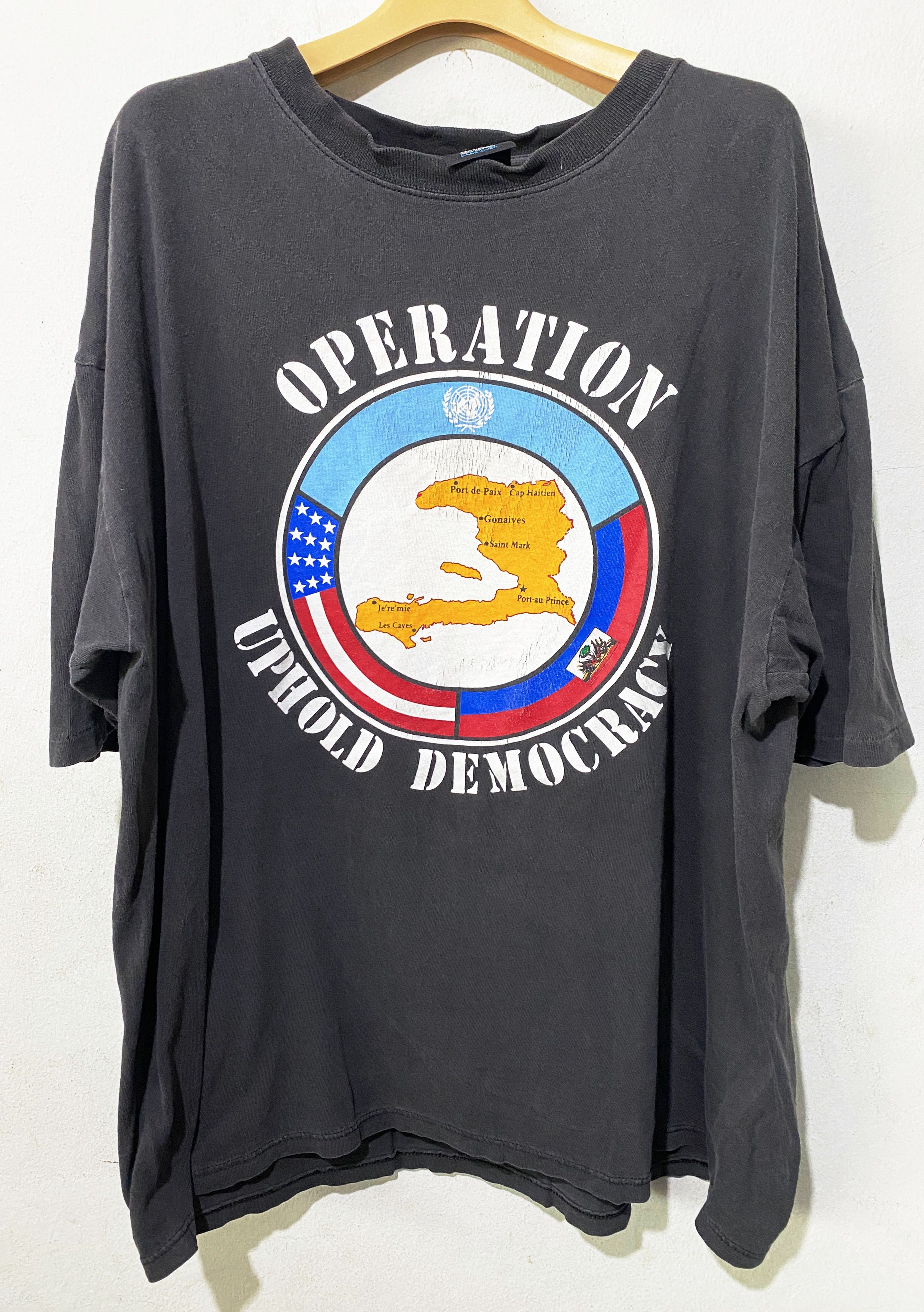 Vintage Vintage 90s Operation Uphold Democracy Shirt Size US XL / EU 56 / 4 - 1 Thumbnail