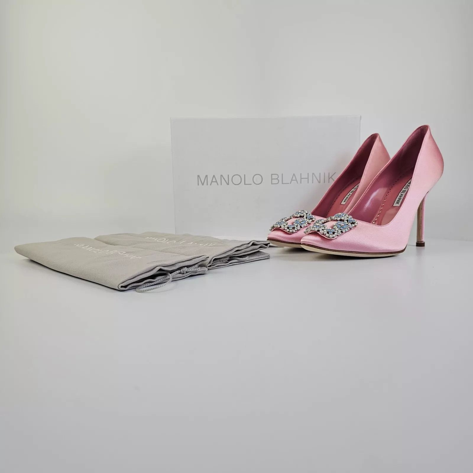 Manolo Blahnik Soft Pink Manolo Blahnik Hangisi Light Pink Satin