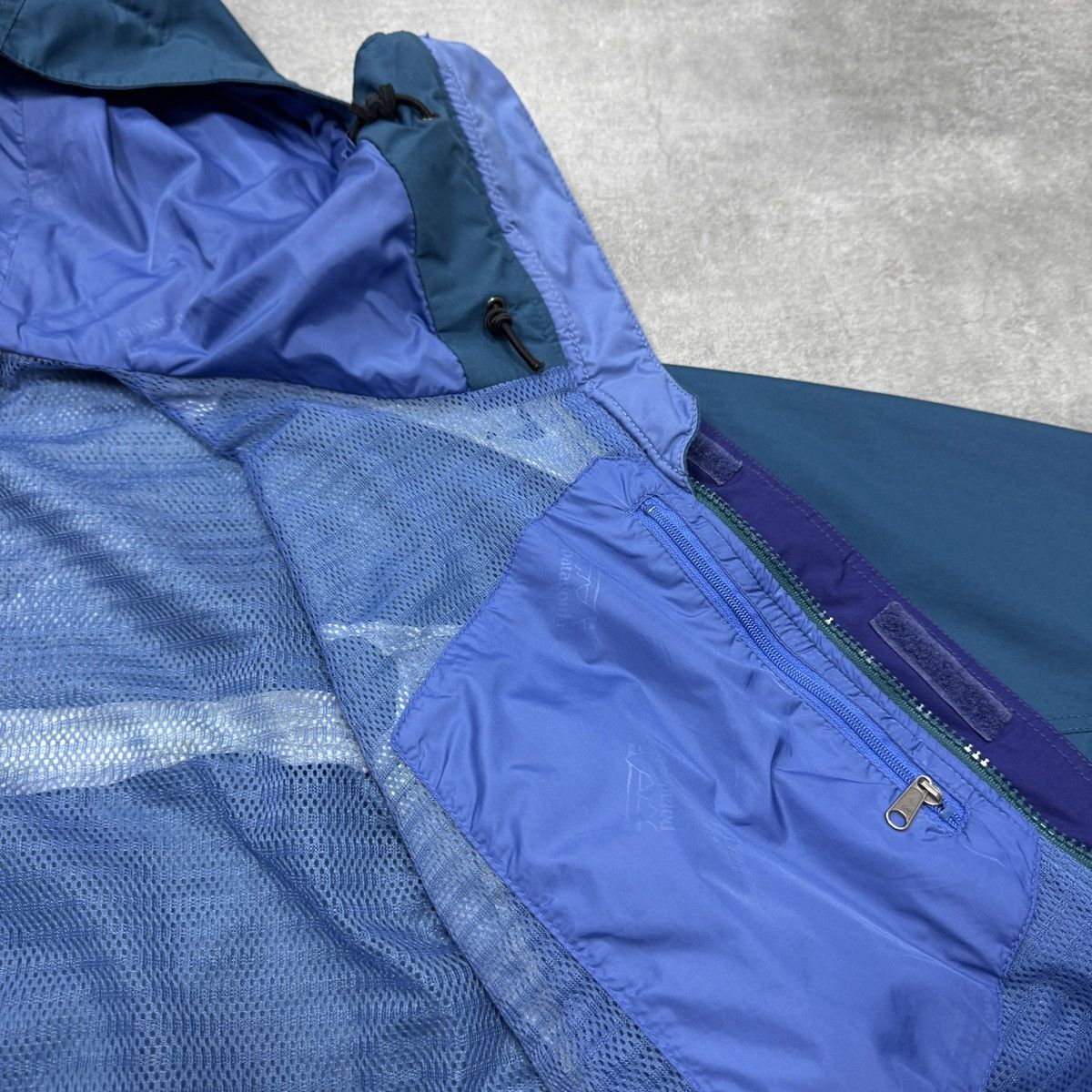 Patagonia Vintage Patagonia Nylon Storm Coat Jacket 90s Blue Size M Size US M / EU 48-50 / 2 - 19 Thumbnail