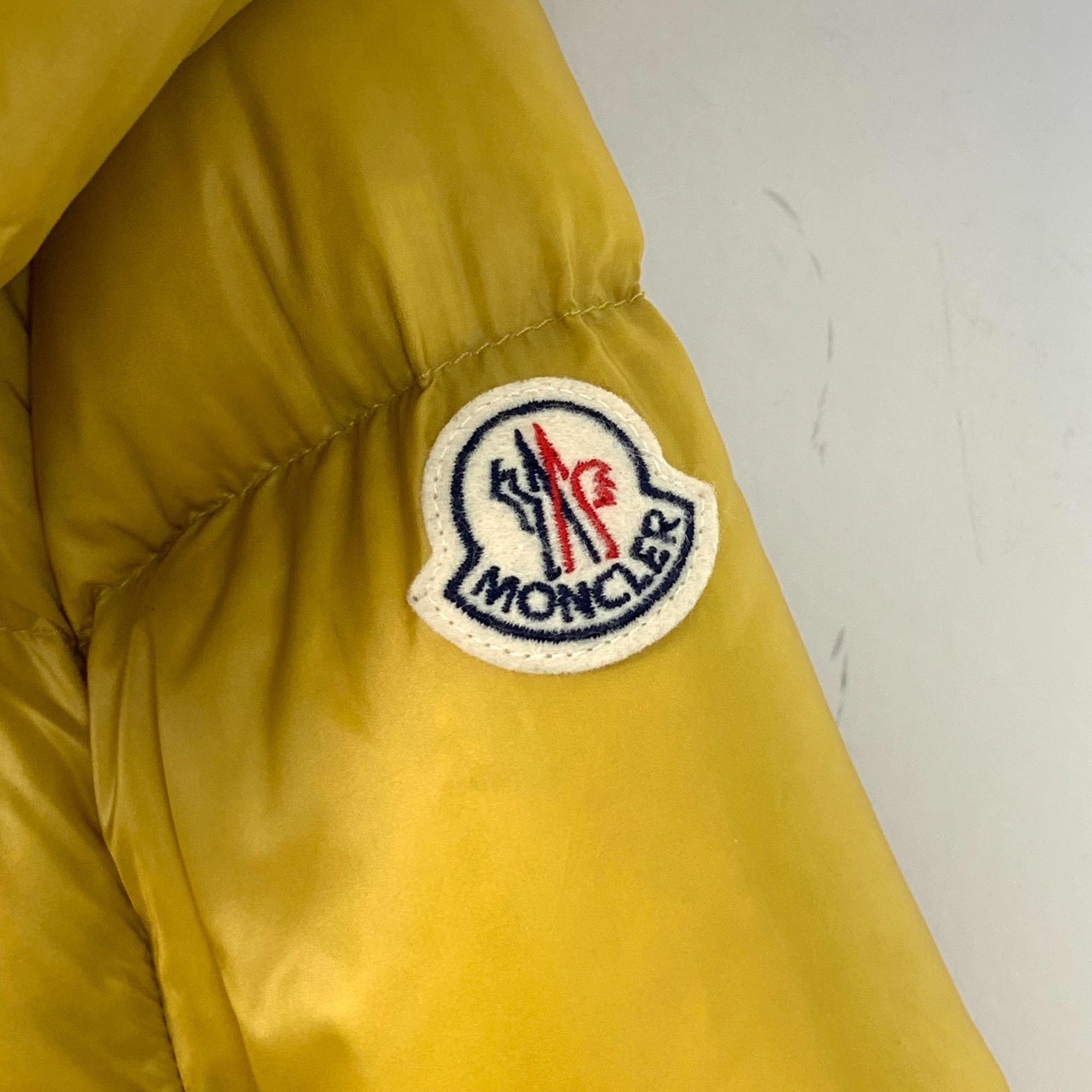 Moncler Moncler Serin Series Yellow Hooded Down Jacket W/ Drawstring Size XS / US 0-2 / IT 36-38 - 5 Thumbnail