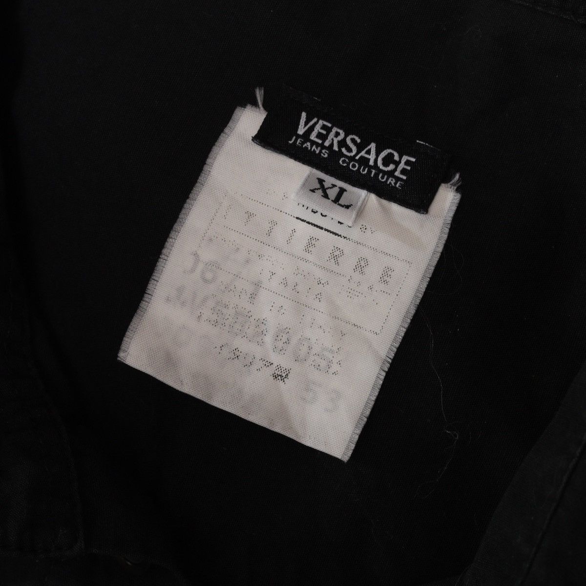 Versace Jeans Couture Versace Jeans Couture Vintage Shirt Dragon Print Black Rare Size US XL / EU 56 / 4 - 9 Thumbnail