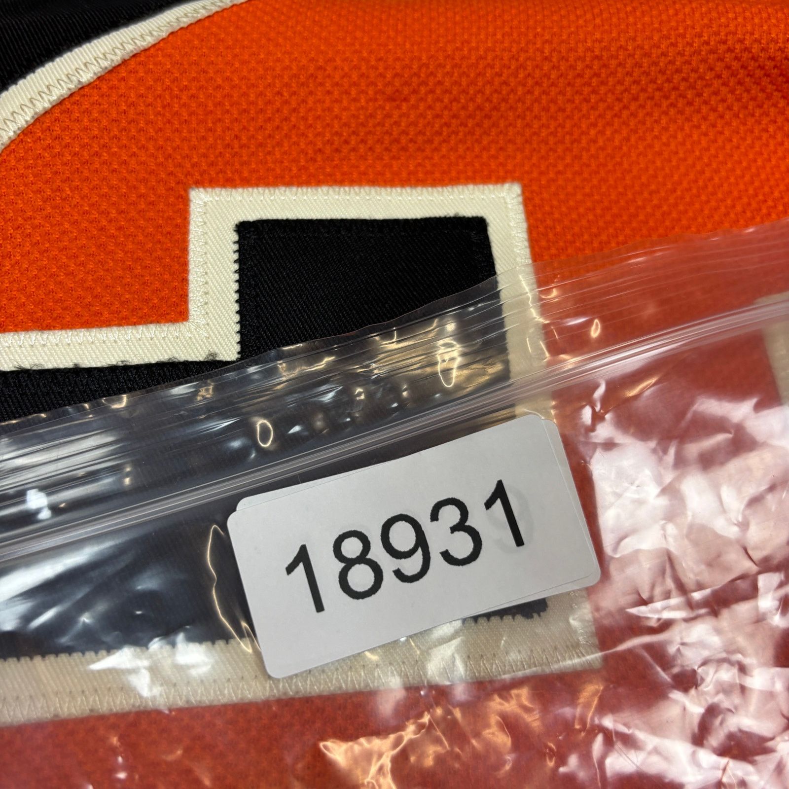 Reebok Reebok Philadelphia Flyers Talbot #27 Winter Classic Jersey Size US M / EU 48-50 / 2 - 13 Thumbnail