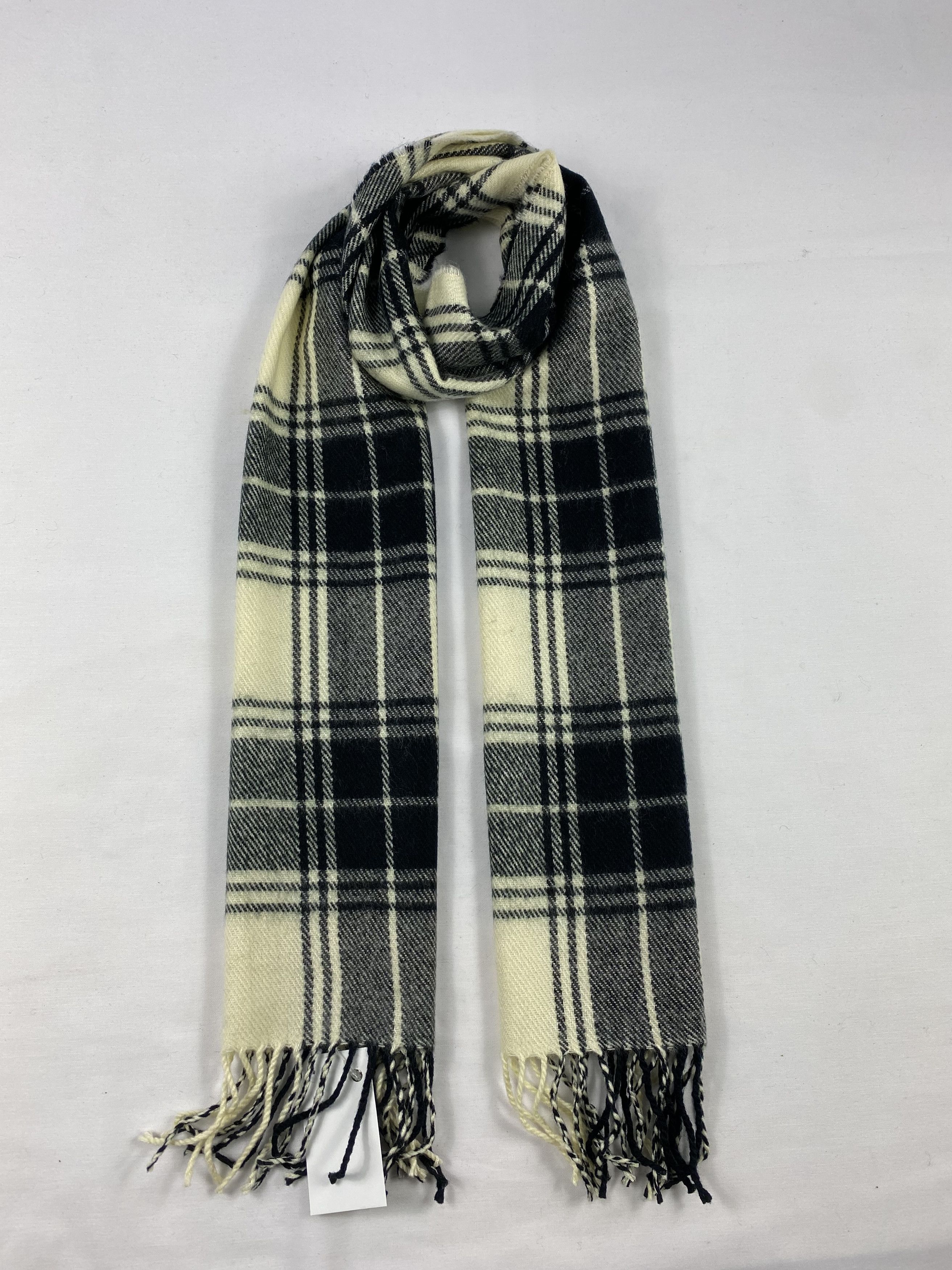 Takeo Kikuchi Takeo Kikuchi Scarf / Muffler / Neckwear Size ONE SIZE - 1 Thumbnail