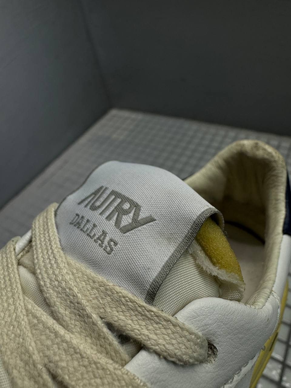 AUTRY AUTRY Dallas Low Leather SP “Leat White” 2022 Size US 5 / EU 37 - 11 Thumbnail