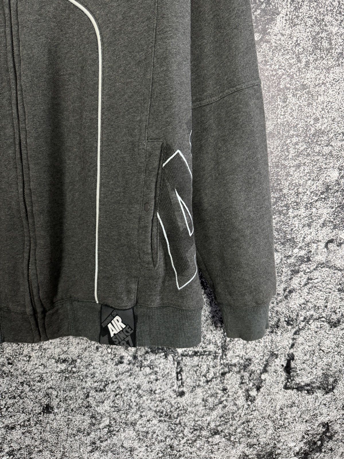 Nike Nike Air Full Zip Track Jacket Streetwear Vintage Size L Size US L / EU 52-54 / 3 - 5 Thumbnail
