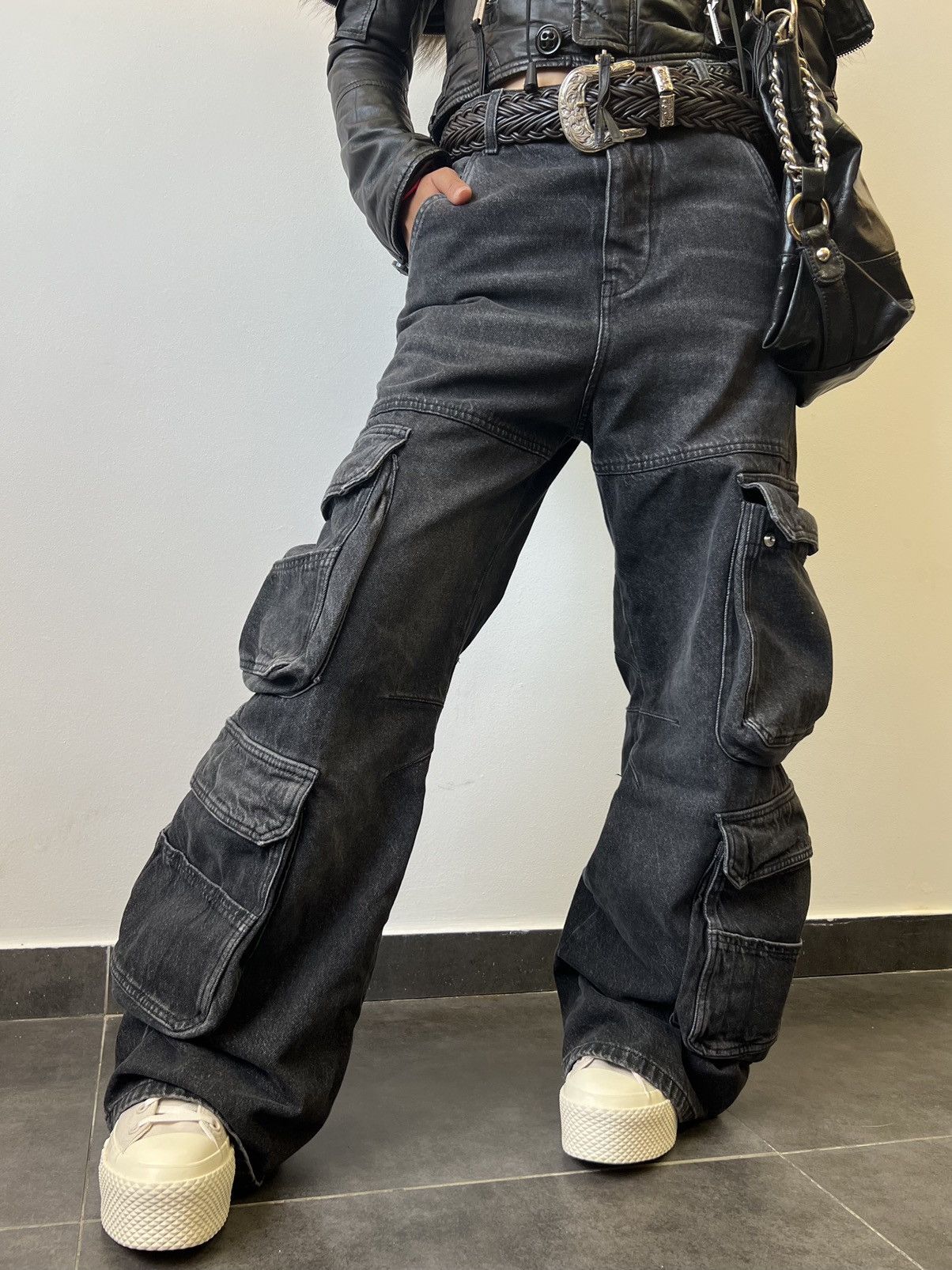 Diesel Baggy cargo DIESEL Y2K jeans in washed grey Size 24" / US 00 / IT 34 - 1 Thumbnail