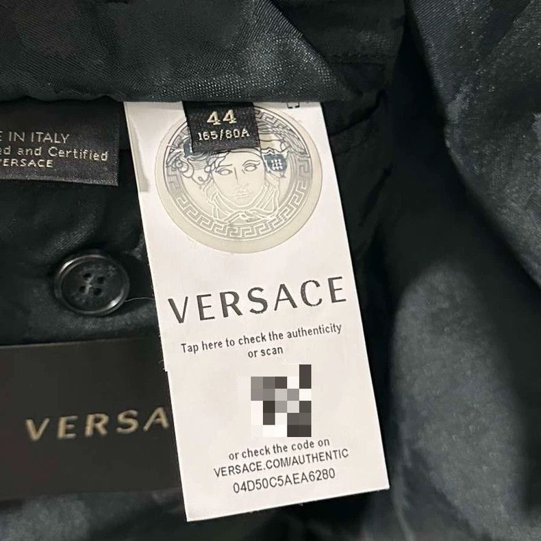 Versace Versace Double row Medusa gold buckle neckline rhinestone Size M / US 6-8 / IT 42-44 - 7 Thumbnail