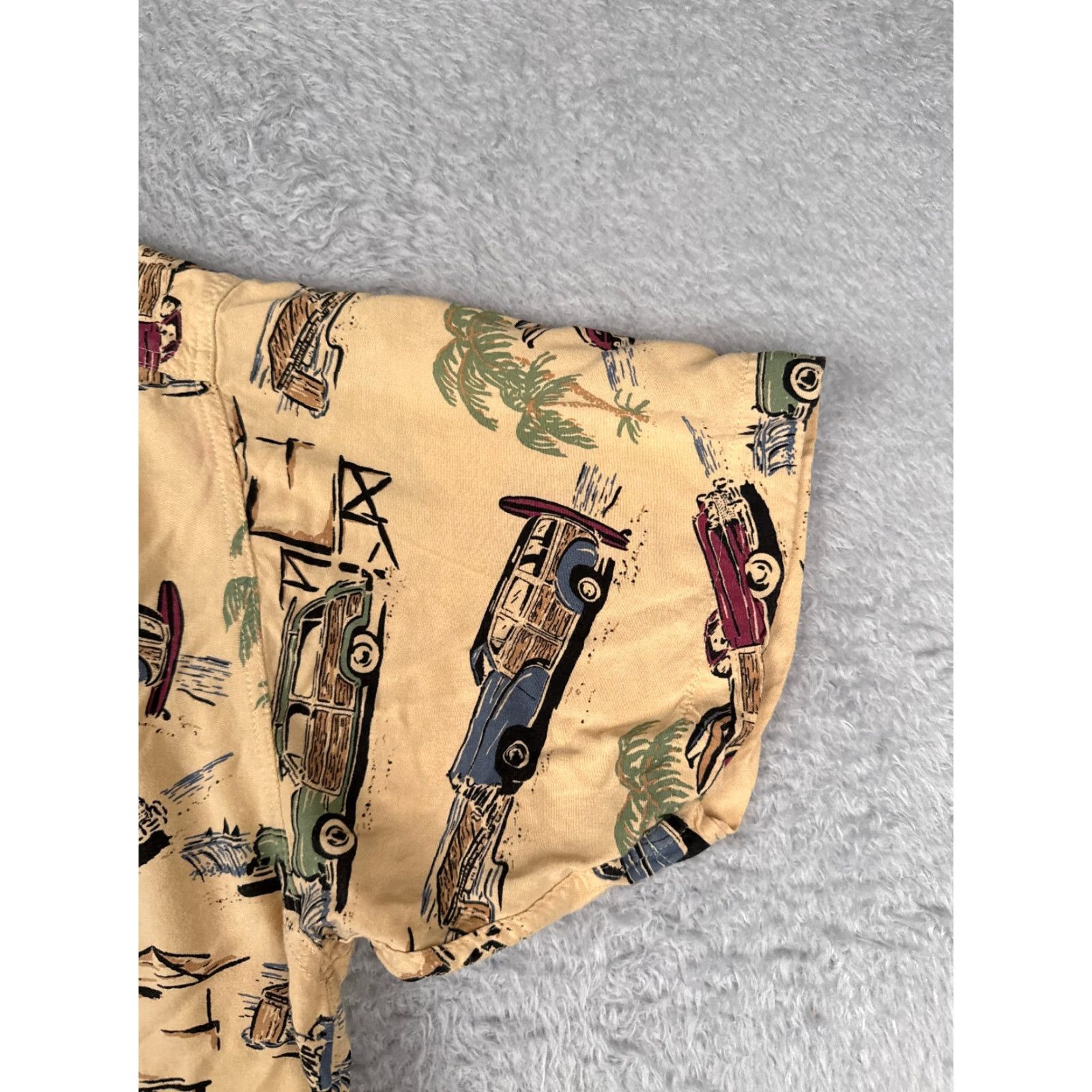 Vintage VINTAGE Beck Sport Shirt Men Yellow 2XL Floral Cars Hawaiian Short Sleeve Button-Up Size US XXL / EU 58 / 5 - 2 Thumbnail