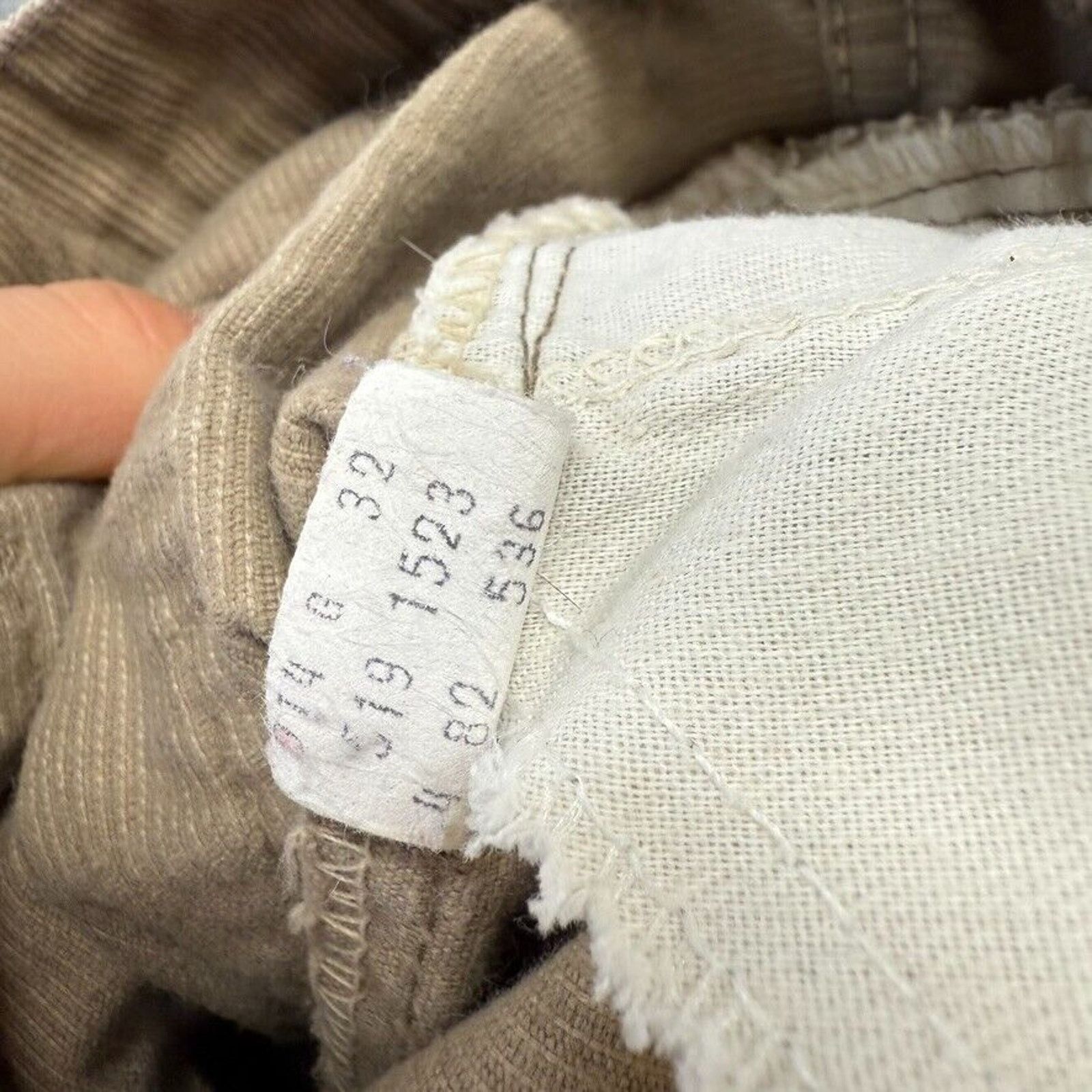 Levi's × Vintage Vintage Levi's pants Men's Fits 30x33 Brown Corduroy Chino Size US 30 / EU 46 - 14 Thumbnail