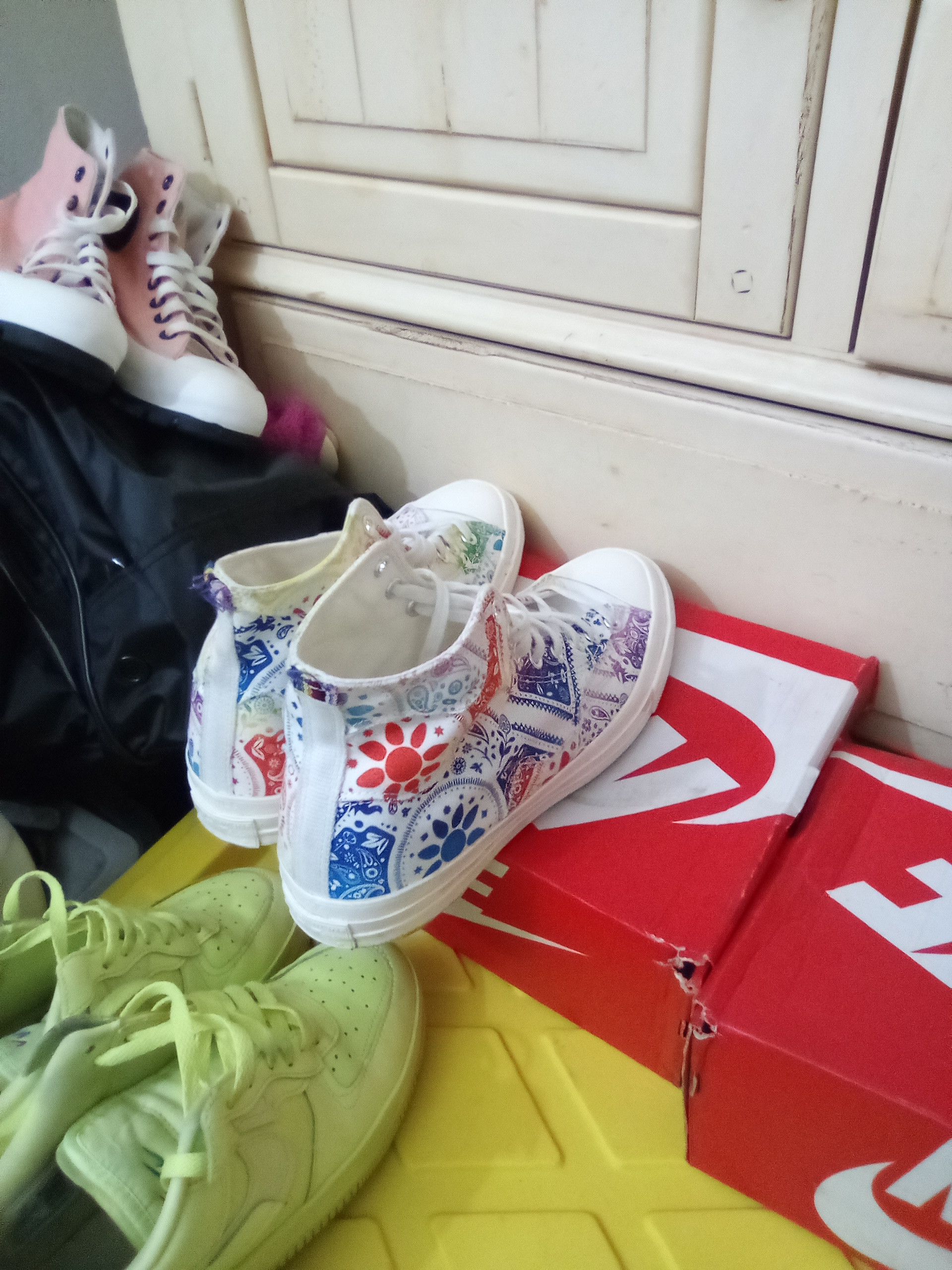 Converse converse Size US 11 / EU 44 - 4 Thumbnail