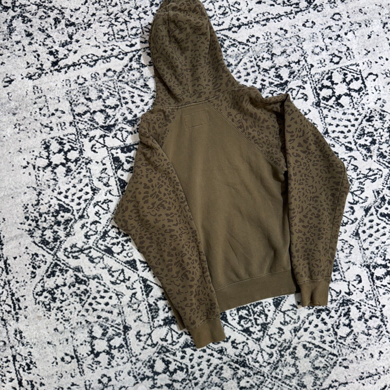 Vintage Vintage Obey Khaki Green Cotton Hoodie XS with Panther Print Size US XS / EU 42 / 0 - 10 Thumbnail