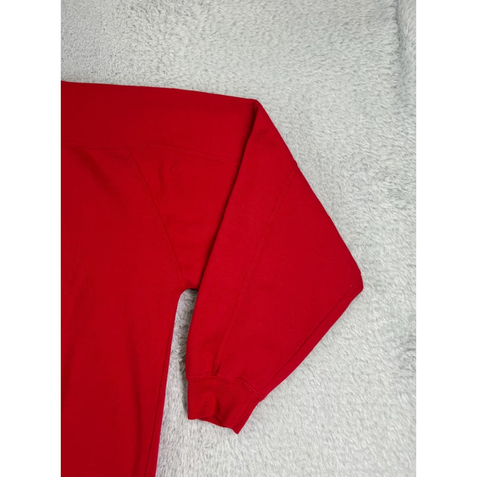 Gap VINTAGE Gap Mens Large Red Crew Neck Pullover Sweatshirt Jersey Knit 90s Style Classic Football Ski Hip Hop Beach University USA Shirts? Size US L / EU 52-54 / 3 - 4 Thumbnail