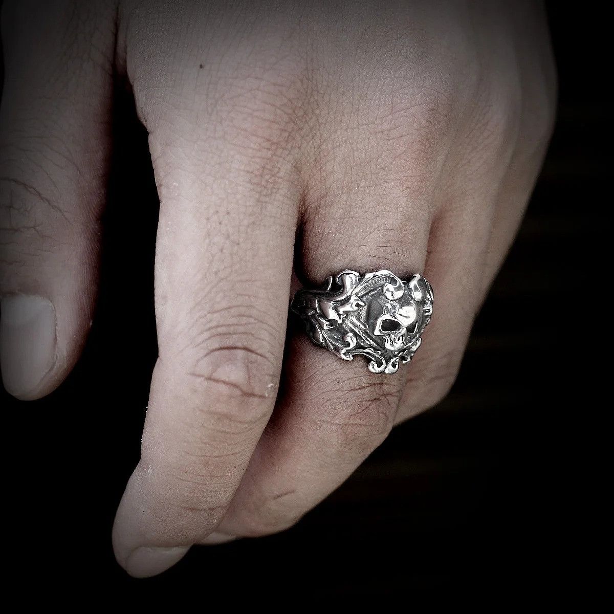 Jewelry Petal Skull Ring Streetwear Jewelry Fashion Gift Size ONE SIZE - 3 Thumbnail