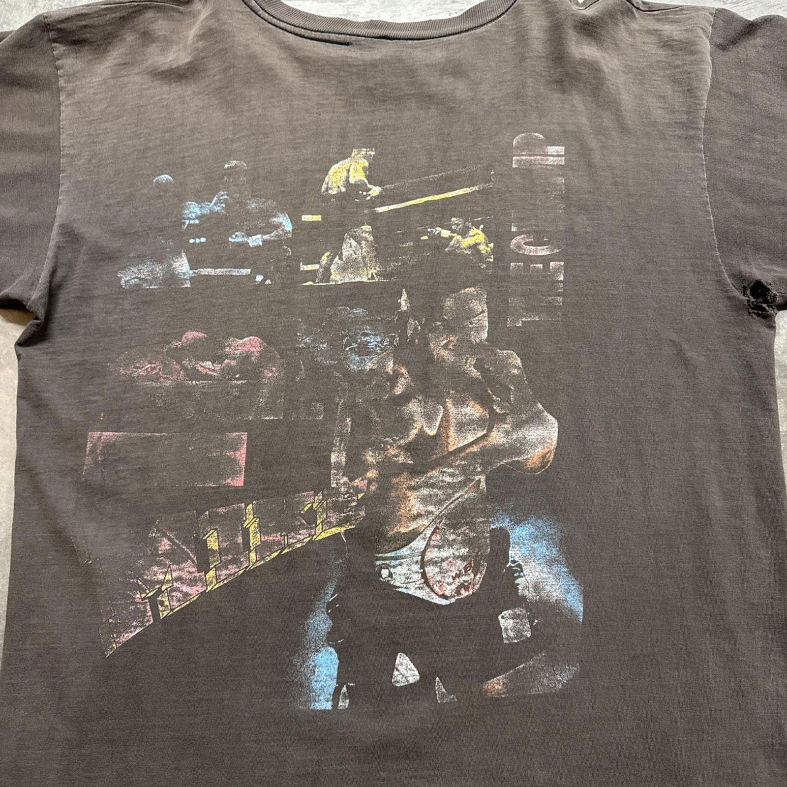 Vintage Mike Tyson Welcome Home Vintage 90s Boot Faded Rap T-Shirt Size US XL / EU 56 / 4 - 7 Thumbnail