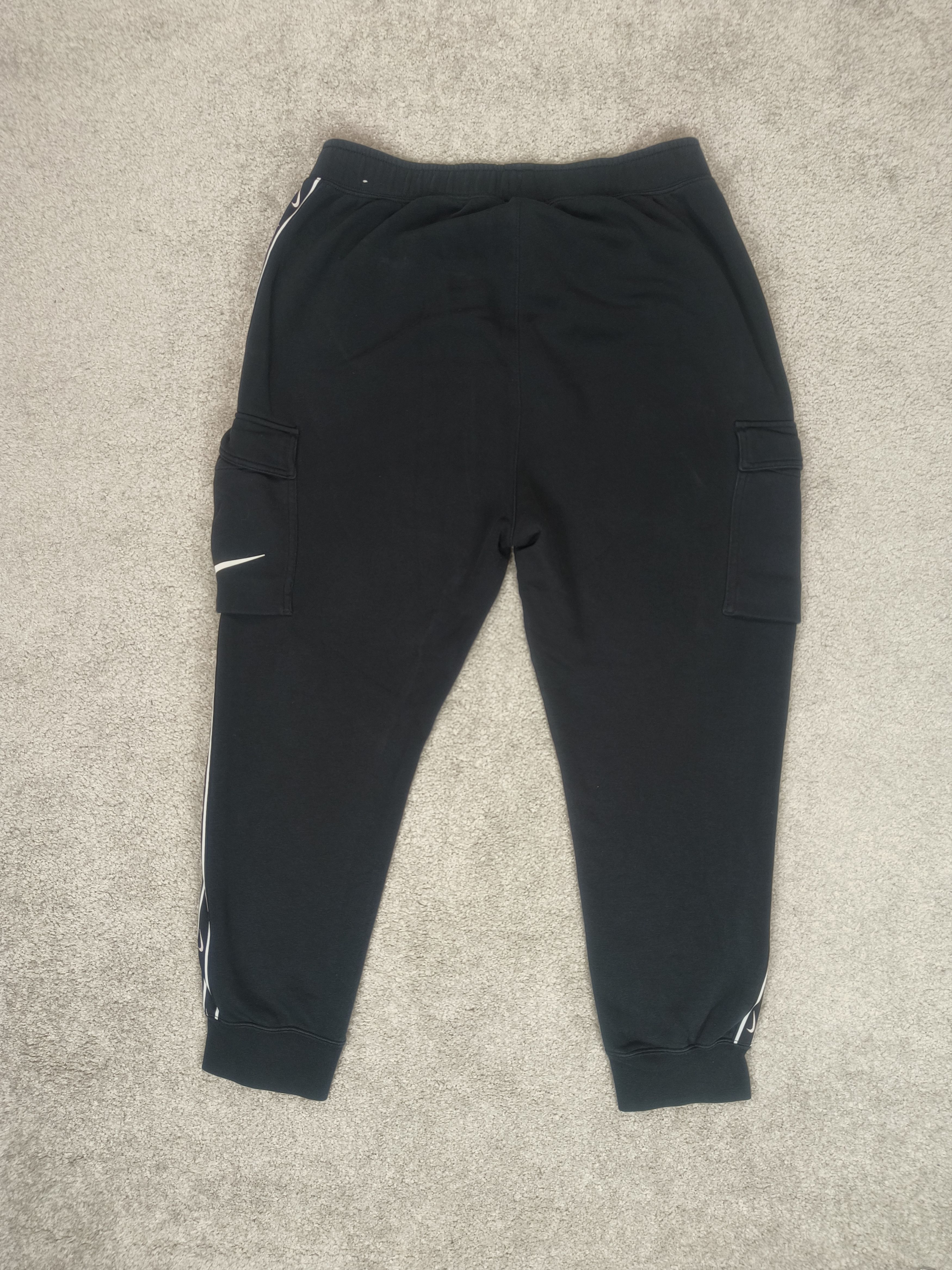 Nike Nike Cargo Joggers Swoosh Logo White Tape Detail Sweatpants Size US 32 / EU 48 - 6 Thumbnail