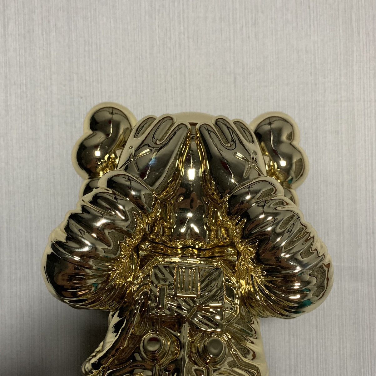 Kaws KAWS Holiday Space Figure Gold Size ONE SIZE - 2 Thumbnail