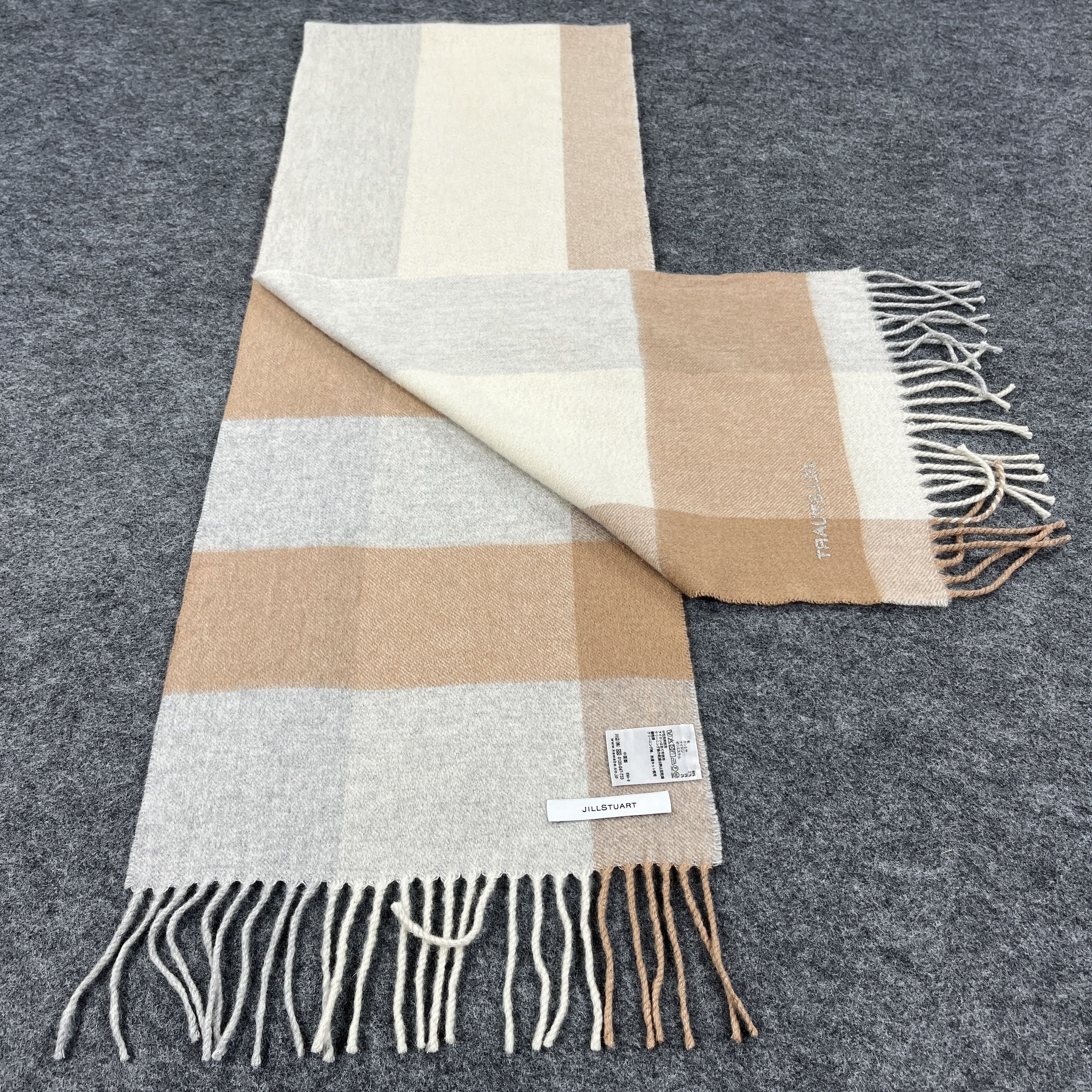 Jil Stuart Jil Stuart Scarf / Muffler / Neckwear T1054 Size ONE SIZE - 4 Thumbnail