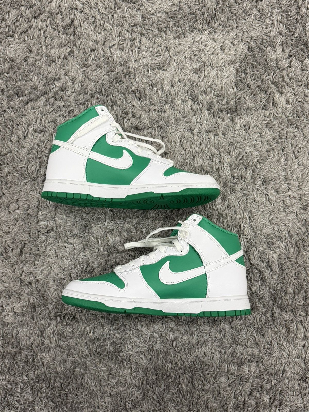 Nike Nike Dunk High Retro BTTYS Stadium Green White 10.5 Size US 10.5 / EU 43-44 - 2 Thumbnail