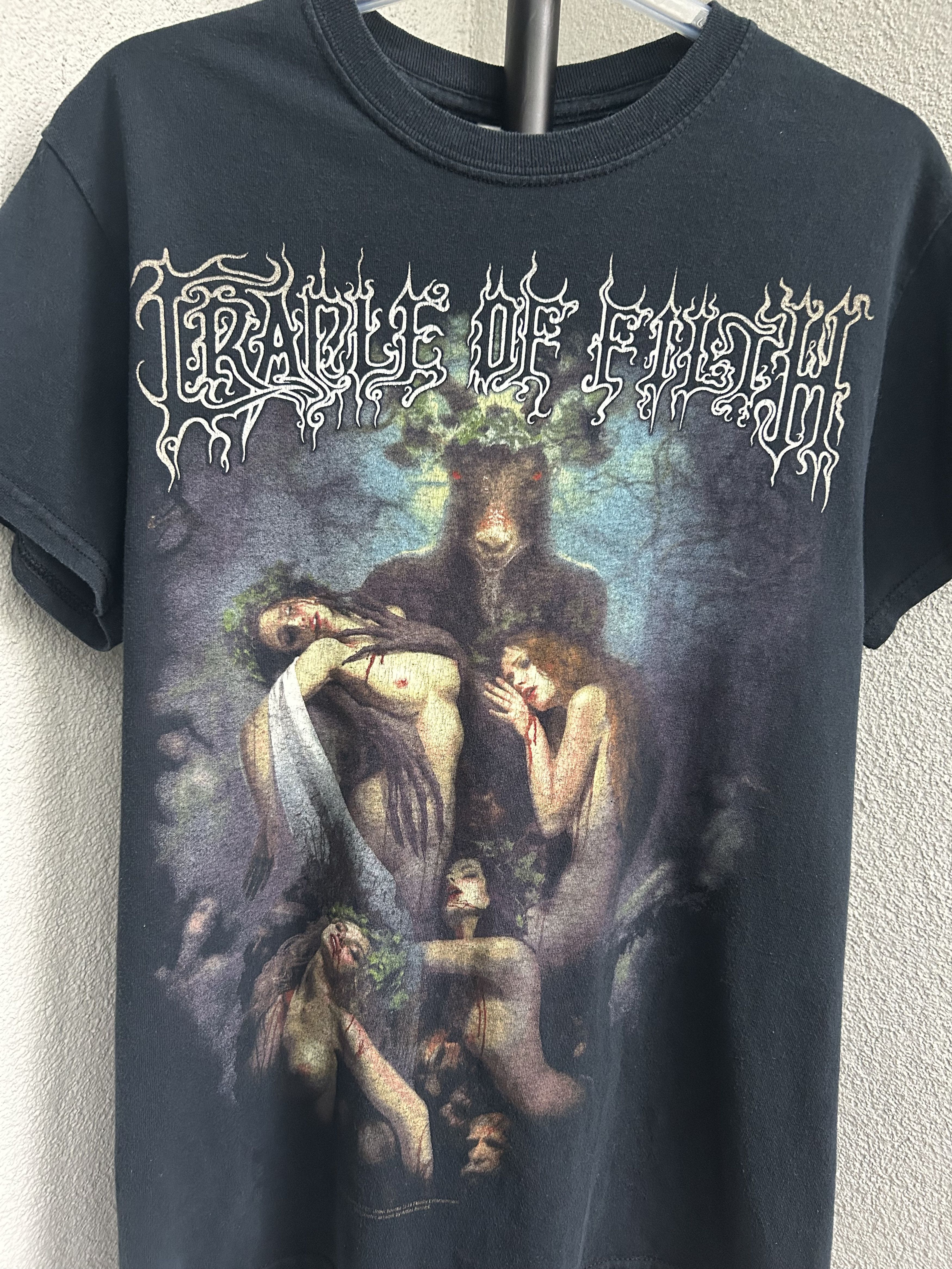 Band Tees Vintage 2015 Cradle of Filth Rock Band T-shirt Size US S / EU 44-46 / 1 - 3 Thumbnail