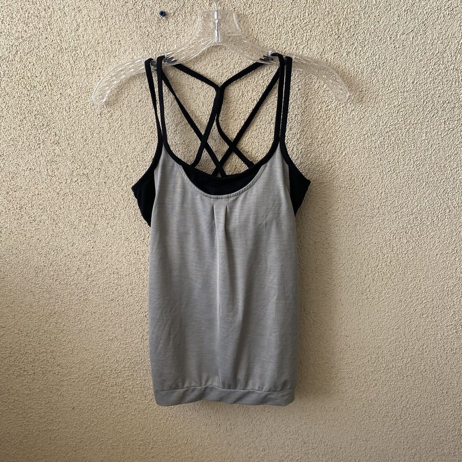 Athleta ATHLETA Womens Gray Black Full Force Built in Bra Perforated Size XS / US 0-2 / IT 36-38 - 1 Thumbnail