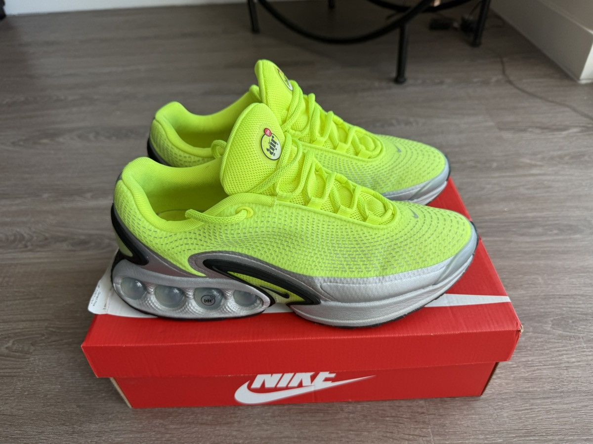 Nike DV3337-700 DN nike airmax Size US 9 / EU 42 - 1 Thumbnail