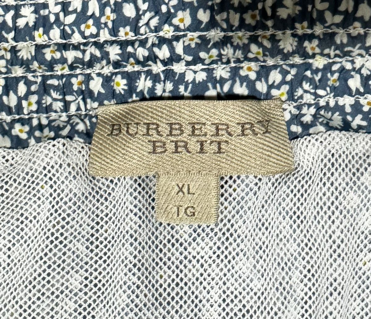 Burberry Burberry Shorts Size US 41 - 8 Thumbnail