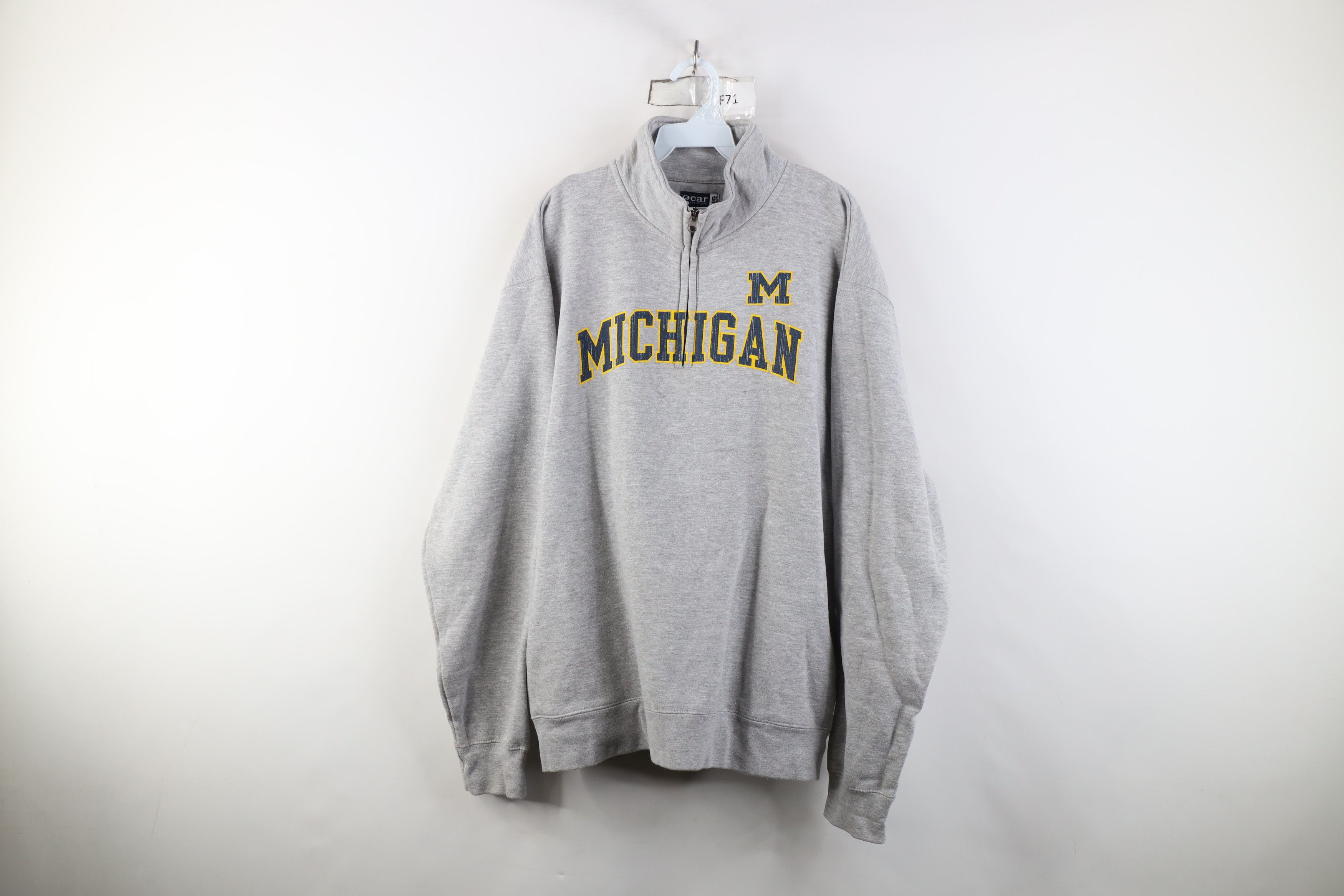 Vintage Vintage University of Michigan Quarter Half Zip Sweatshirt Size US XL / EU 56 / 4 - 1 Thumbnail