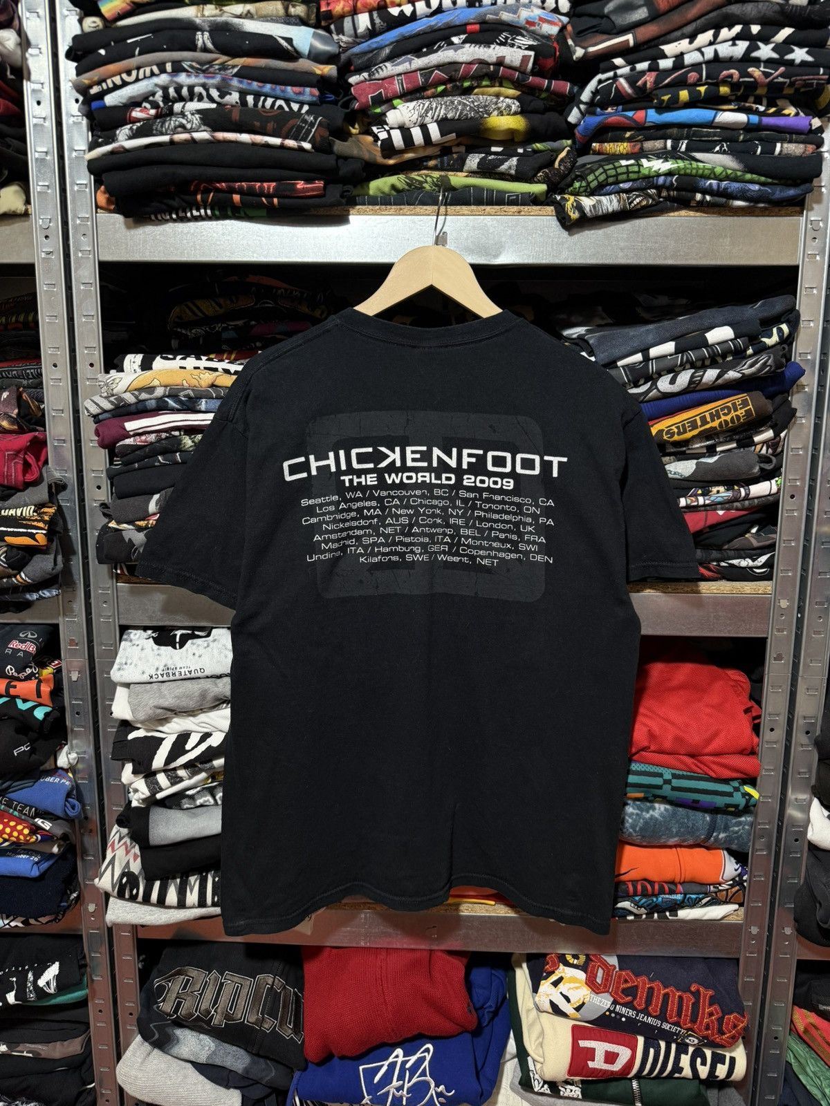 Vintage Vintage chickenfoot Rock World Tour 2005 Retro T-Shirt Y2K Size US L / EU 52-54 / 3 - 1 Thumbnail