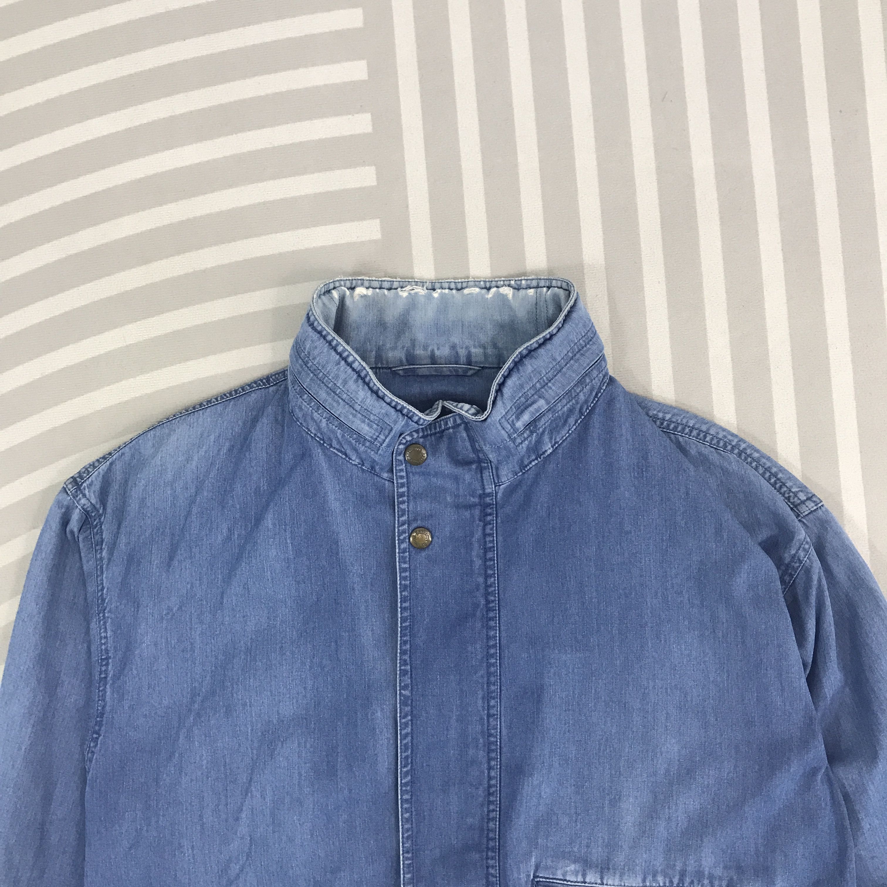 Burberry × Vintage Vintage Burberrys Denim Design distressed collar Jacket Size US L / EU 52-54 / 3 - 2 Thumbnail