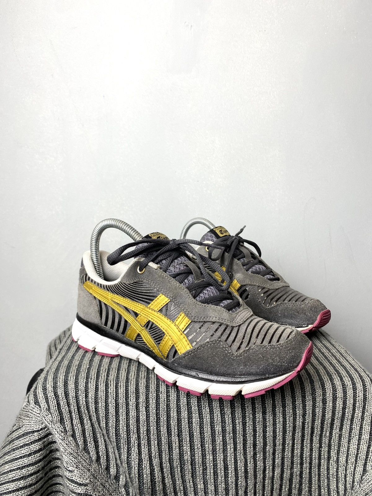 Asics Onitsuka Tiger ASICS Low Top Sneakers Kiko Kostadinov Size US 6 / IT 36 - 9 Thumbnail