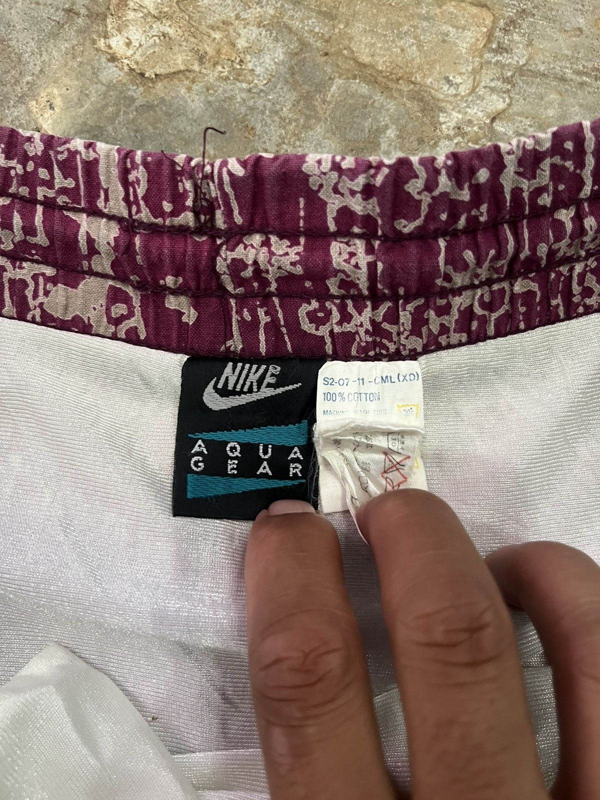 Nike Vintage Nike 90s Aqua Gear Pattern Shorts Size US 29 - 6 Thumbnail