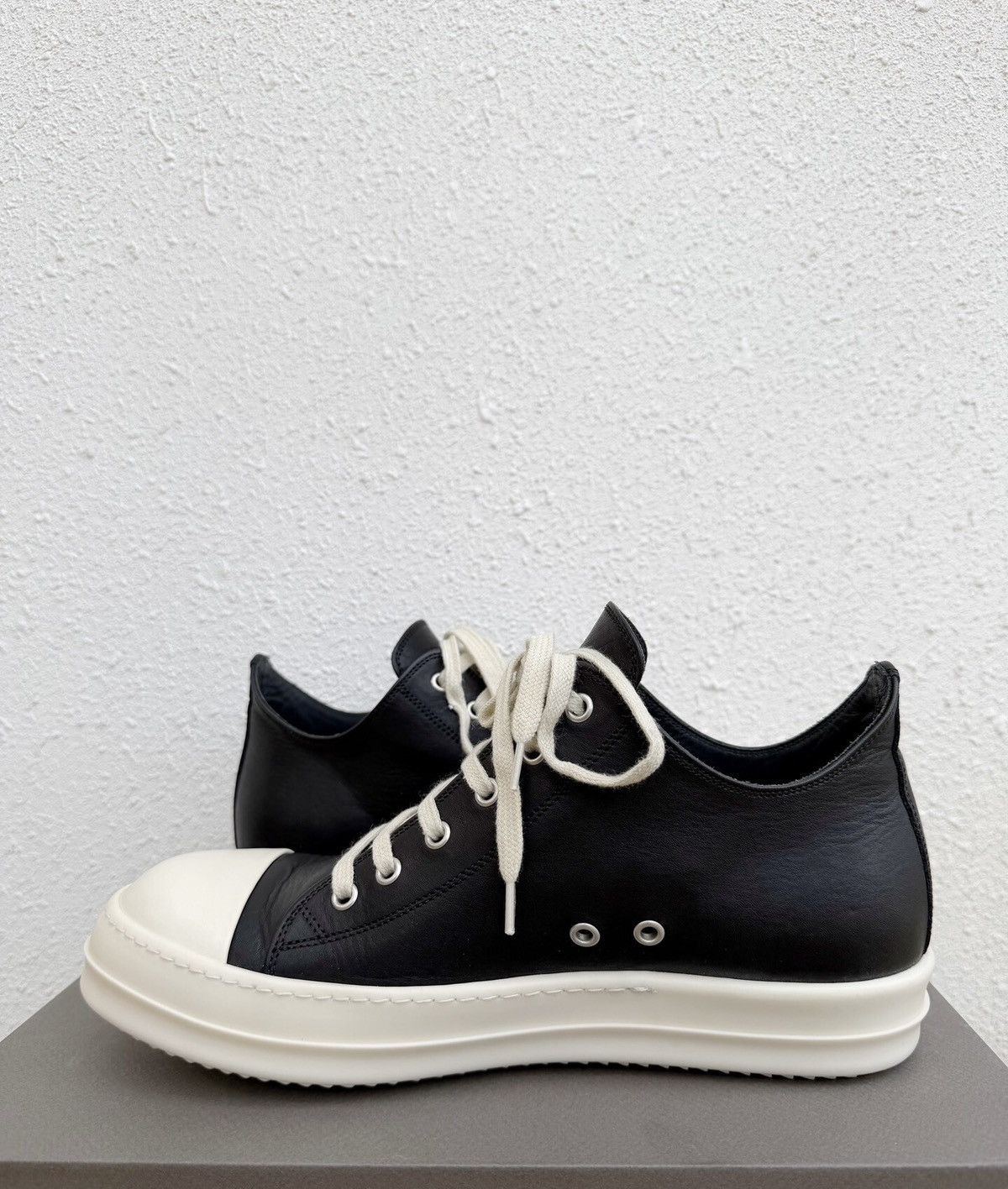Rick Owens Rick Owens Mainline Classic Leather Low-Top Size US 8.5 / EU 41-42 - 4 Thumbnail