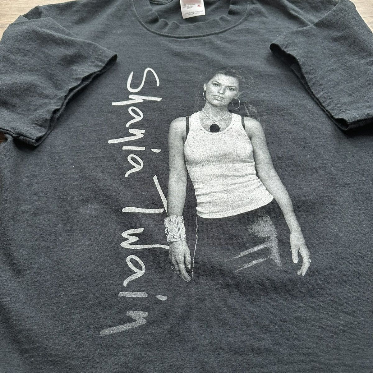 Anvil Vintage 2003 Shania Twain UP! Tour Tee Size US S / EU 44-46 / 1 - 5 Thumbnail