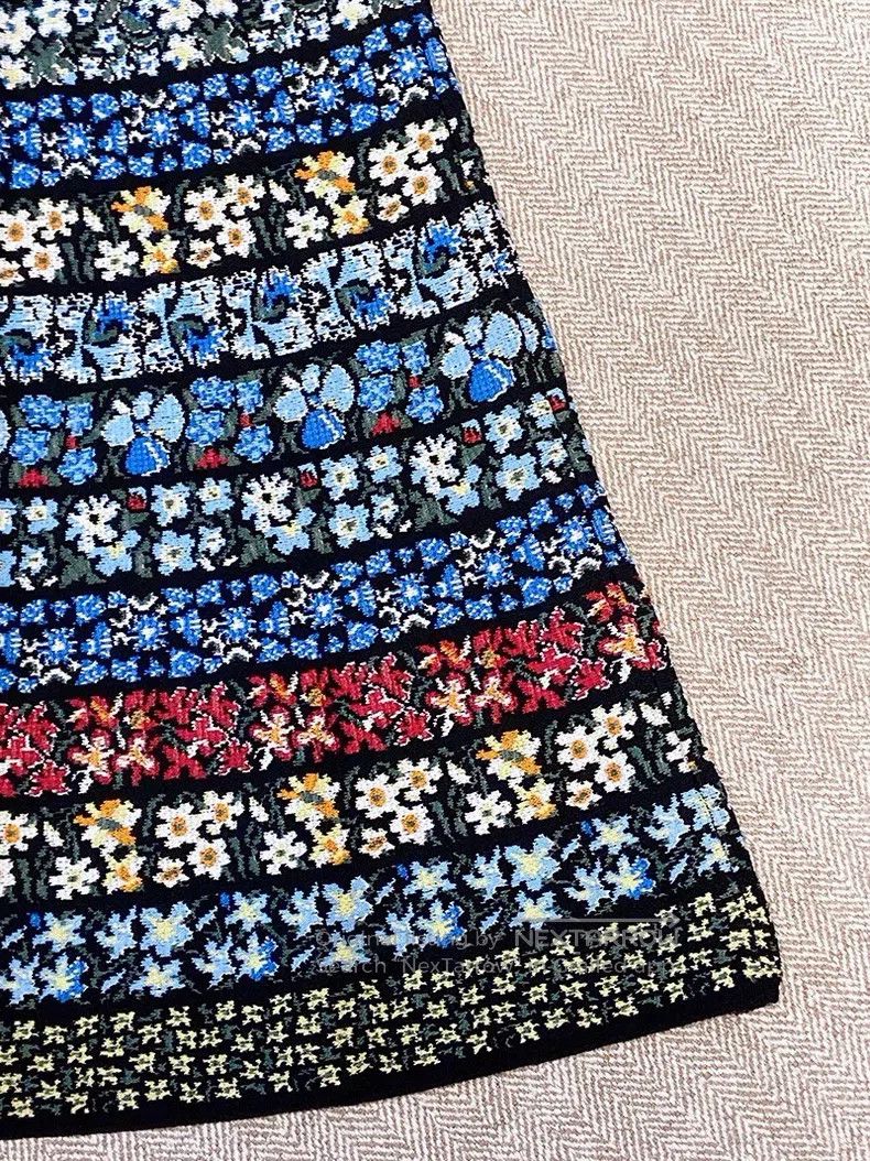 Valentino Valentino Jacquard knitted dress Size XS / US 0-2 / IT 36-38 - 4 Thumbnail