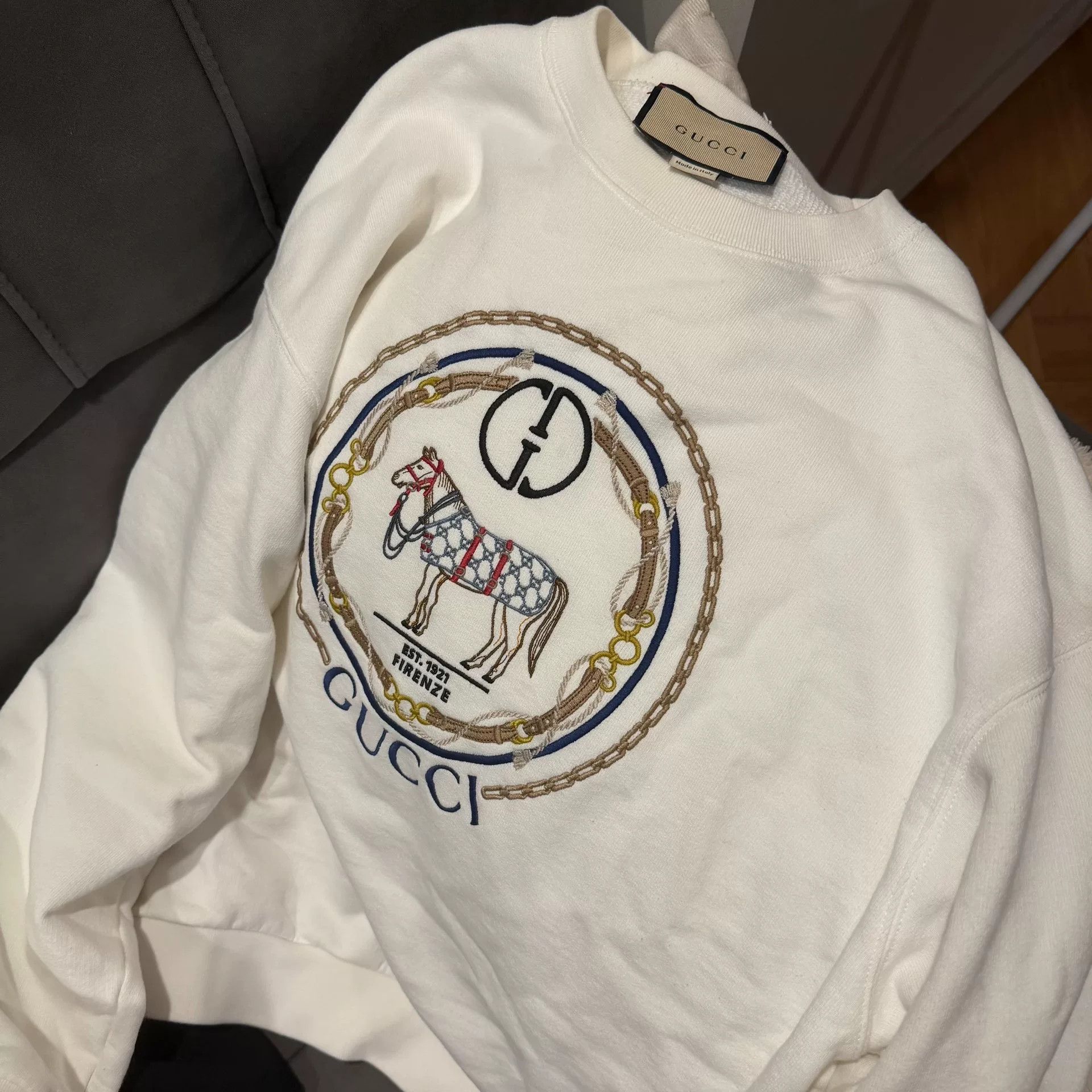 Gucci Gucci White War Horse Embroidery Sweatshirt Size US S / EU 44-46 / 1 - 1 Thumbnail