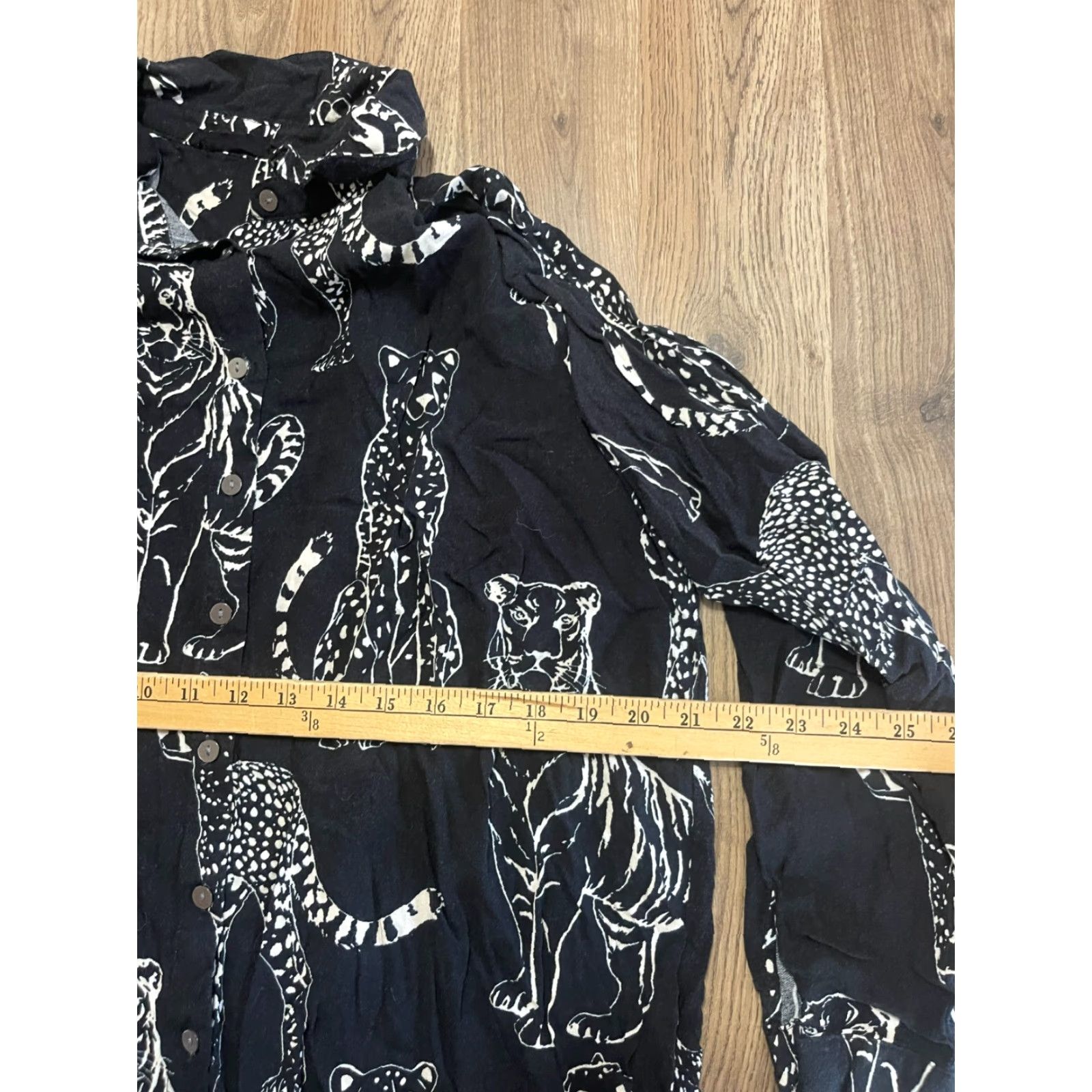Vintage VINTAGE? Jane + Delancey Shirt Women’s XL-XXL? Black White Cheetah Print Button Up Size XXL / US 16-18 / IT 52-54 - 7 Thumbnail