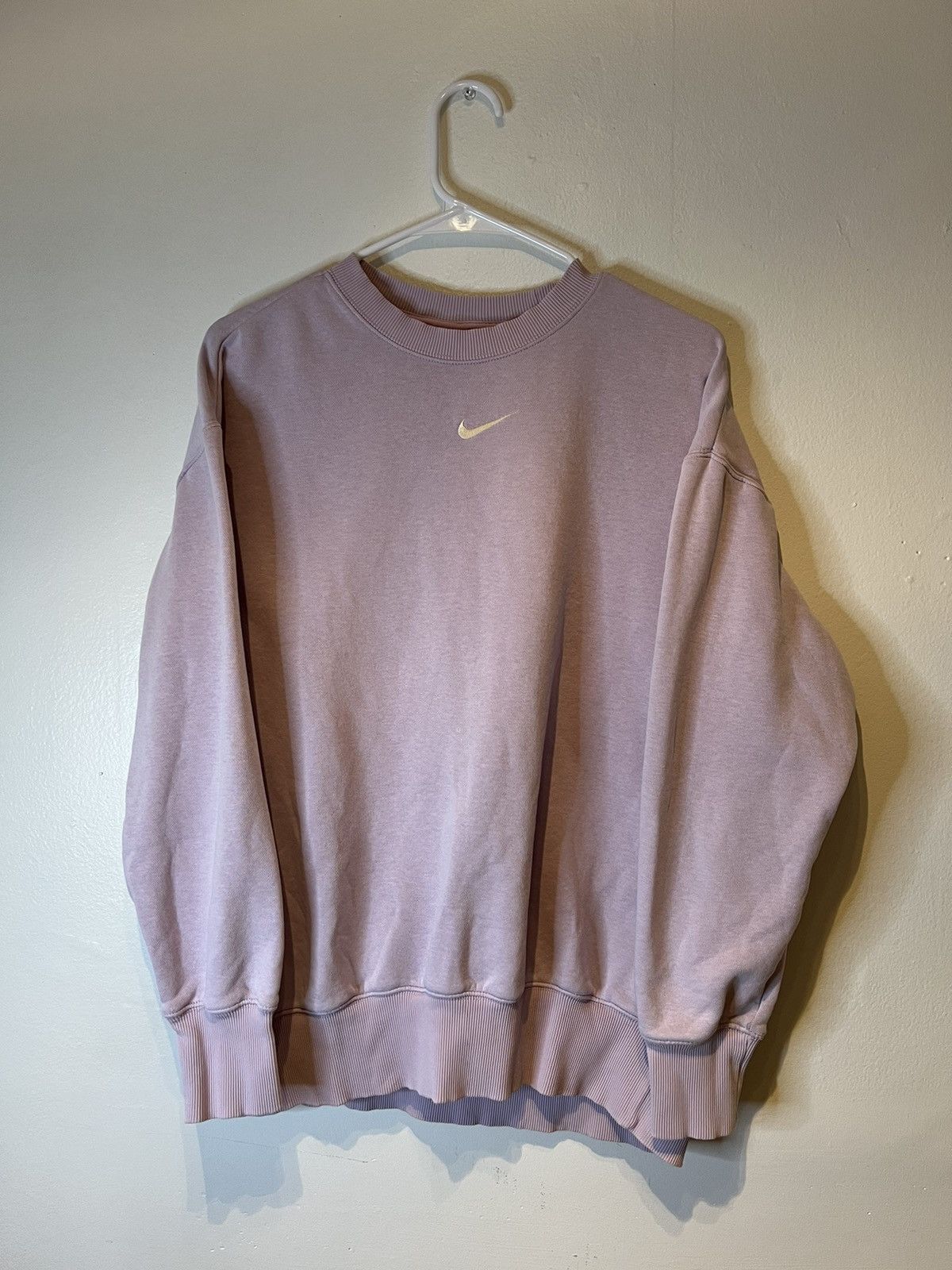 Nike Nike Sweatshirt Crewneck Center Swoosh Size Small Size S / US 4 / IT 40 - 1 Thumbnail