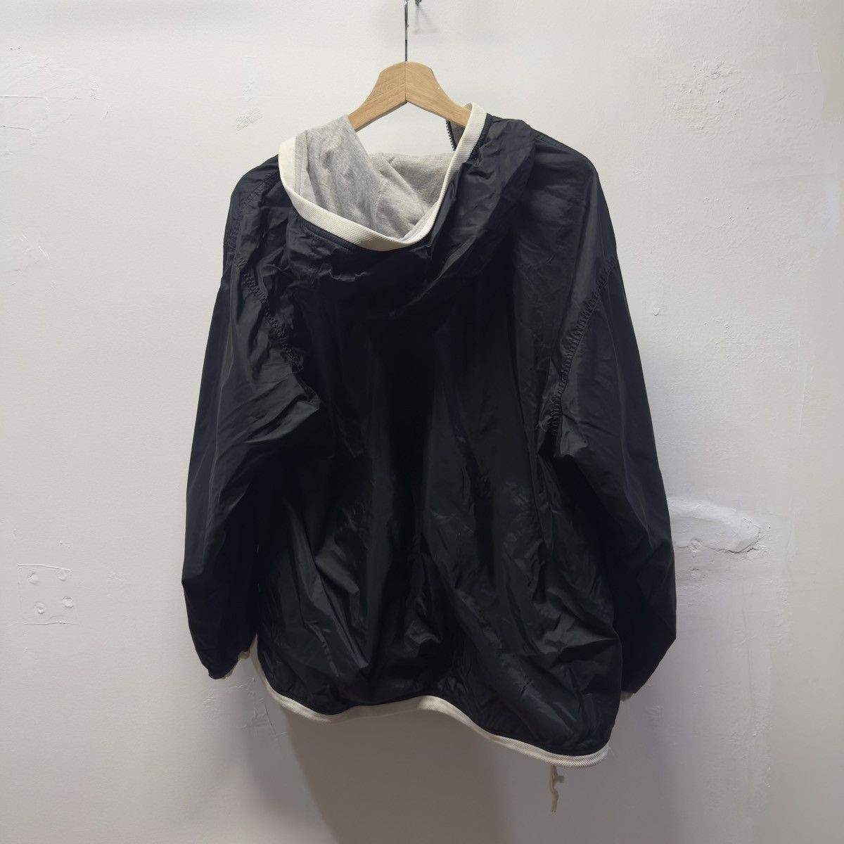 Nike Vintage Nike Reversible Black Nylon Cotton Windbreaker Size US M / EU 48-50 / 2 - 2 Thumbnail