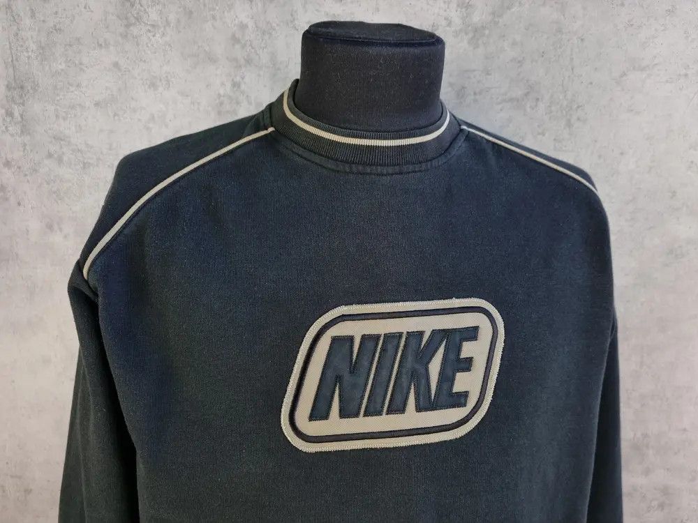 Nike × Vintage 90s Faded NIKE Spell Out Logo Vintage Sweatshirt Size US L / EU 52-54 / 3 - 7 Thumbnail