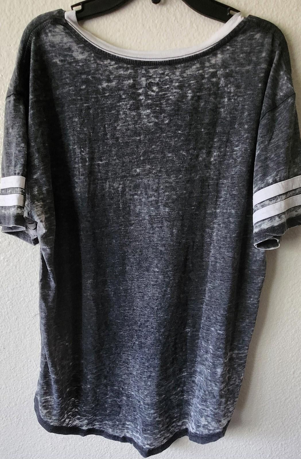 Disney Mickey Mouse Silhouette Tee. Women's Size XL DISNEY Size XL / US 12-14 / IT 48-50 - 3 Thumbnail