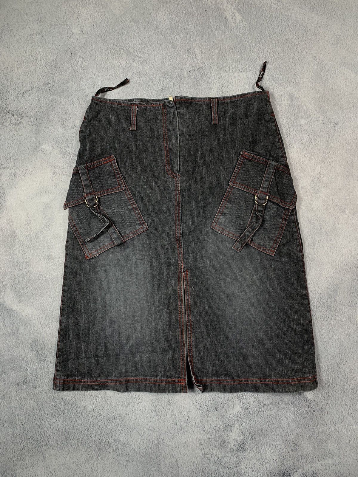 Japanese Brand × Vintage Vintage Y2K Faded denim cargo midi skirt streetwear size 28 Size 28" / US 6 / IT 42 - 1 Thumbnail