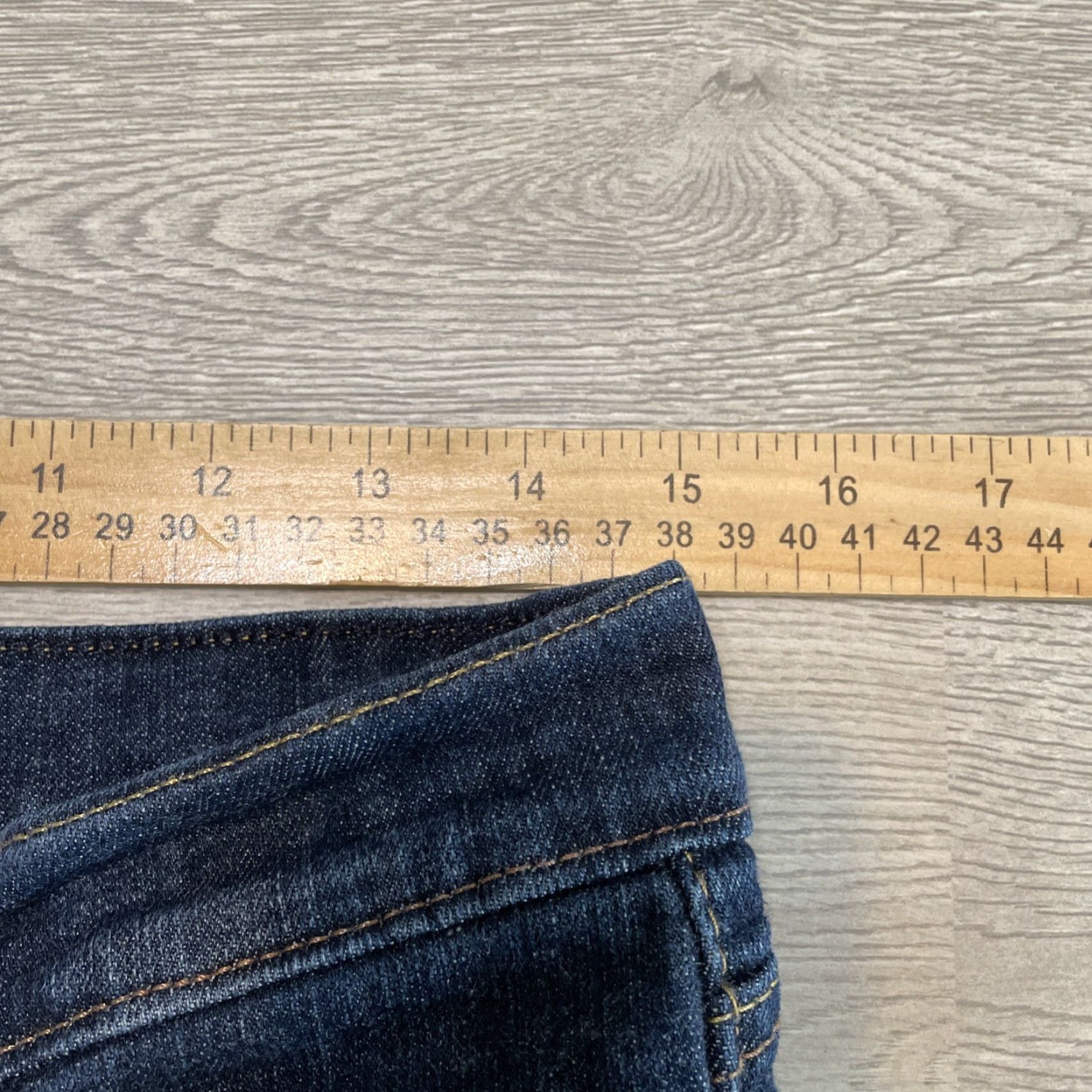 Levi's Levi's 515 Jeans Women's Boot Cut Mid Rise Dark Wash Size 8 Blue Size 30" / US 8 / IT 44 - 5 Thumbnail