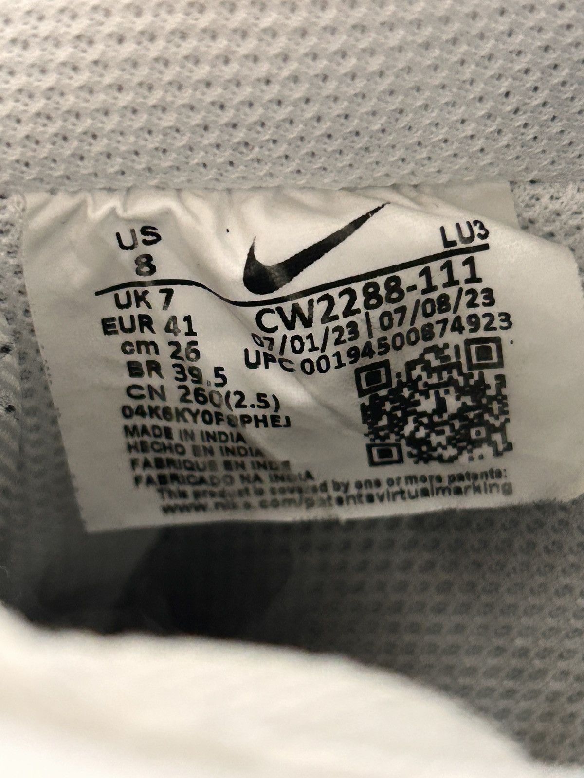 Nike Nike Air Force 1 low AF-1 tripple white sneakers swoosh Size US 8 / EU 41 - 11 Thumbnail