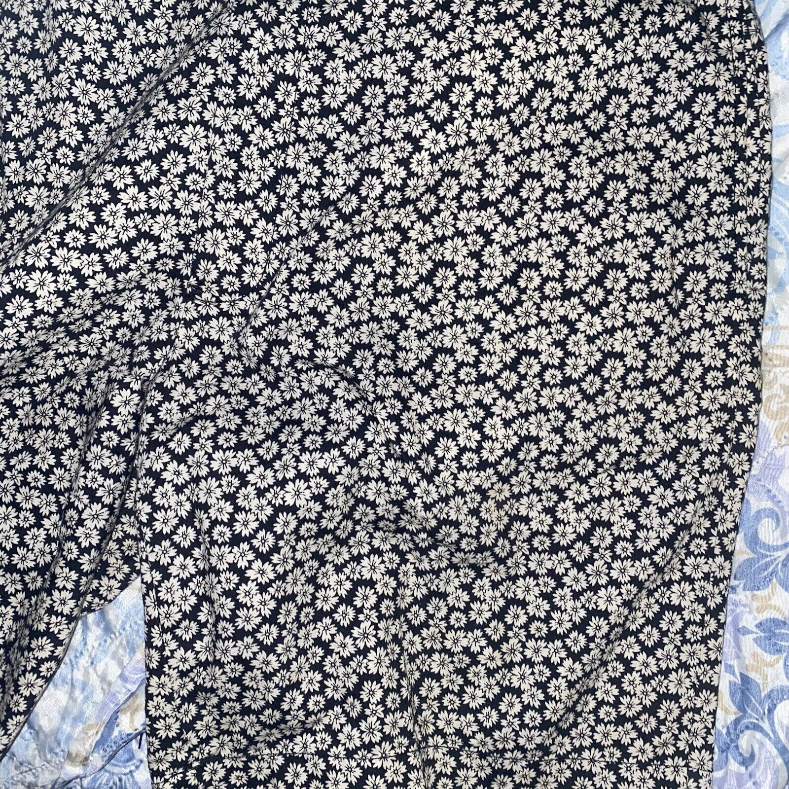 Polo Ralph Lauren Polo Ralph Lauren Shorts Mens Size 38 Floral 8" Inseam Size US 38 / EU 54 - 2 Thumbnail