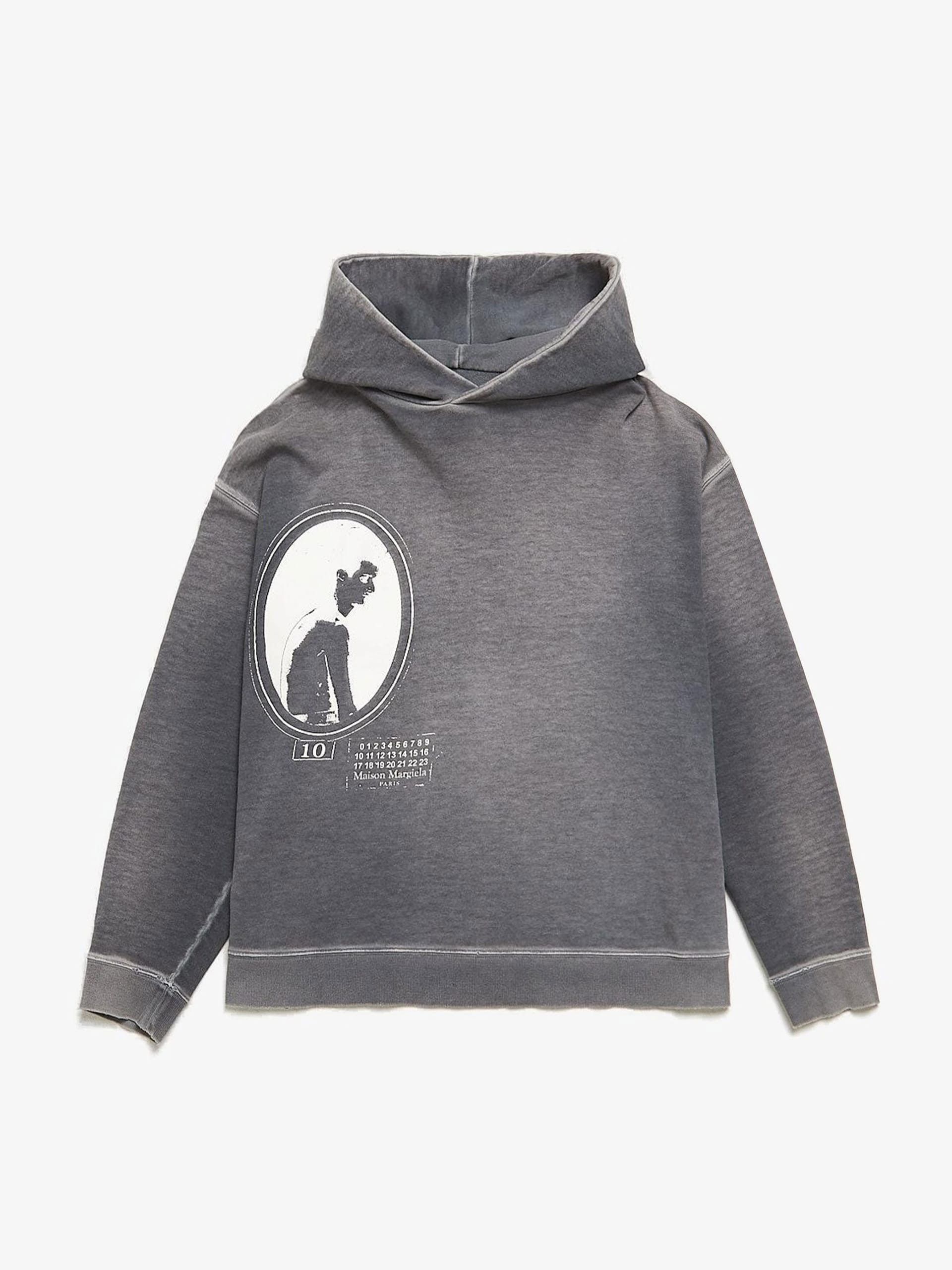 Maison Margiela | エンブロイダリー ロゴフーディー 006e6a4f-85ed-425d-93c9-