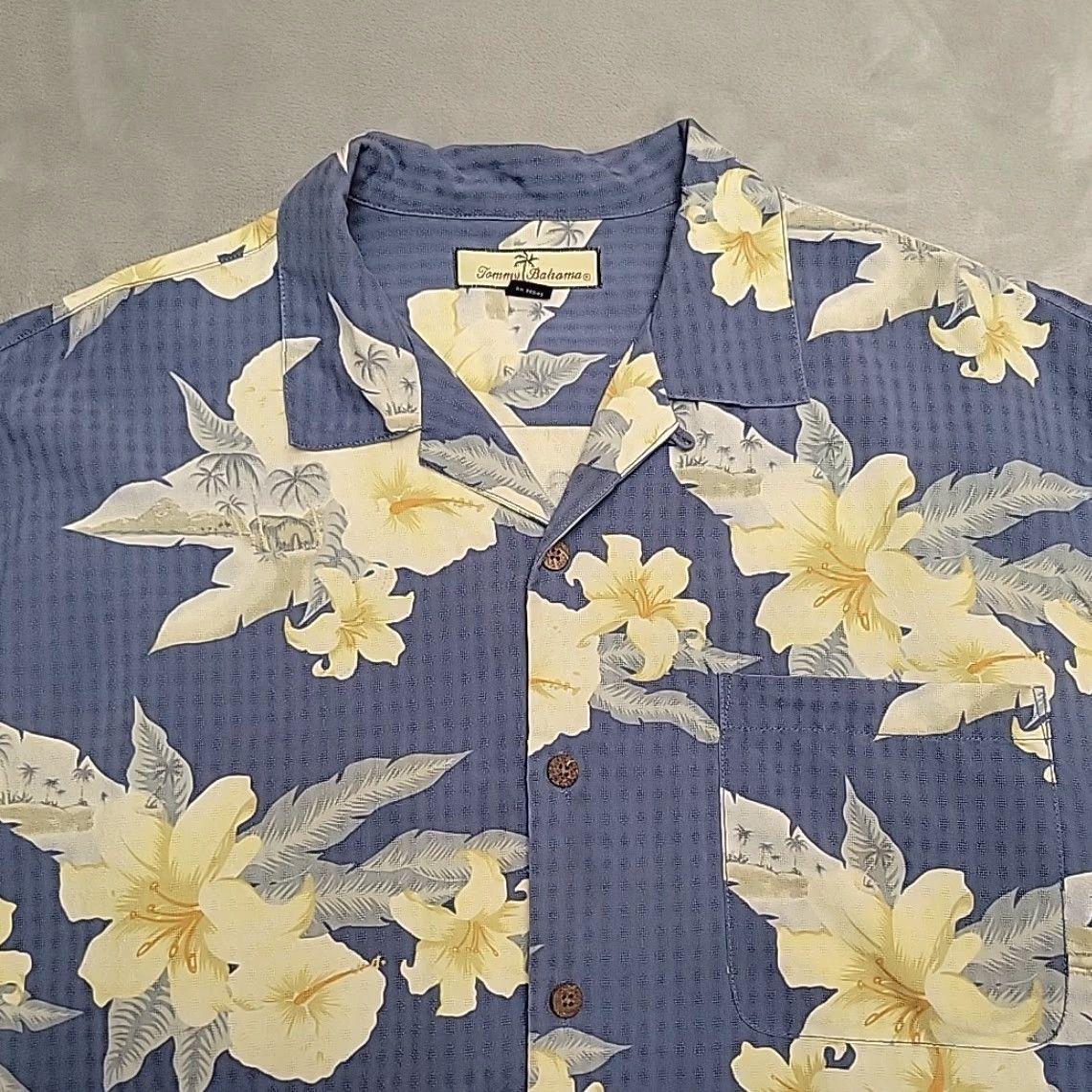 Tommy Bahama Tommy Bahama Shirt Men L Blue 100% Silk Floral Hawaiian Short Sleeve Loop Collar Size US L / EU 52-54 / 3 - 3 Thumbnail