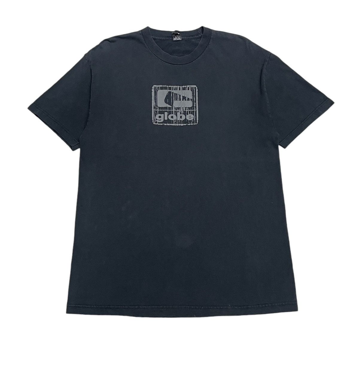 Vintage Skateboard Brand Globe Made In Usa T-shirt 1990s